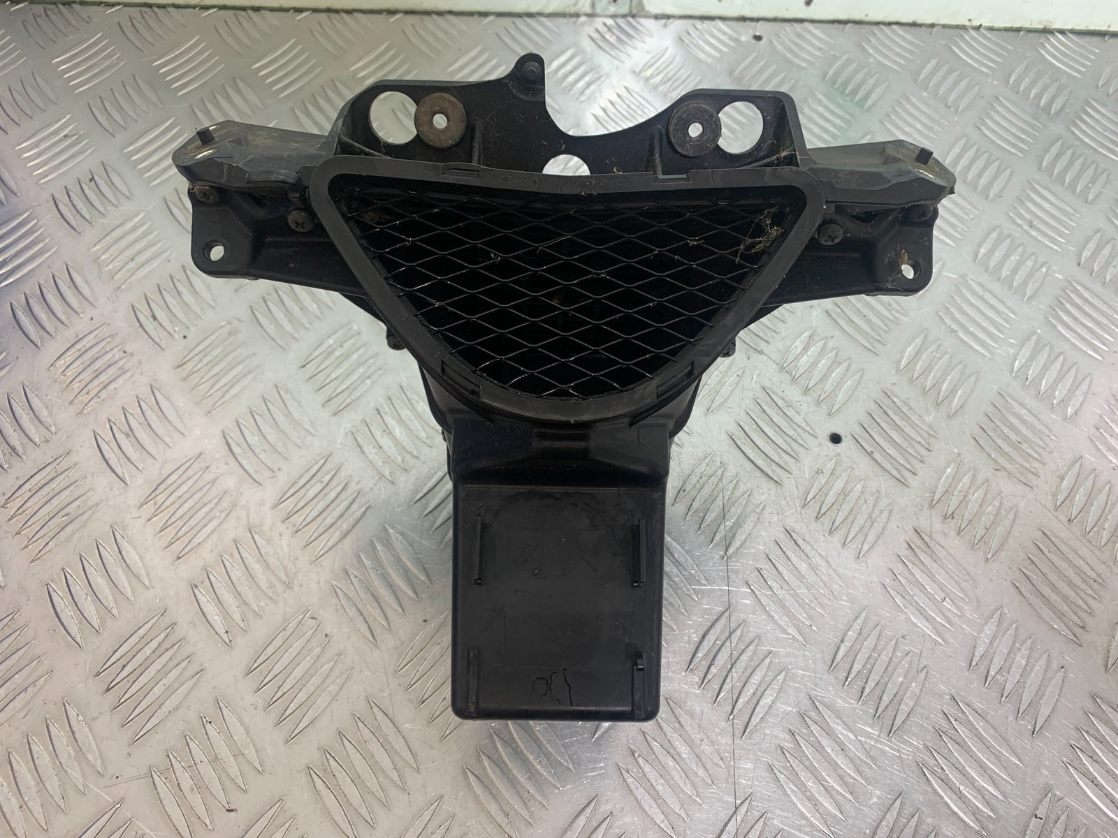 KAWASAKI ZX6R FAIRING BRACKET  YEAR 2009-2012 (CMB1136)