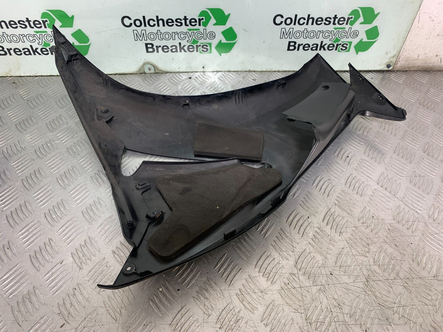 HONDA CBR1000 rr FIREBLADE RIGHT FAIRING PANEL  2012-2016 (CMB1280)