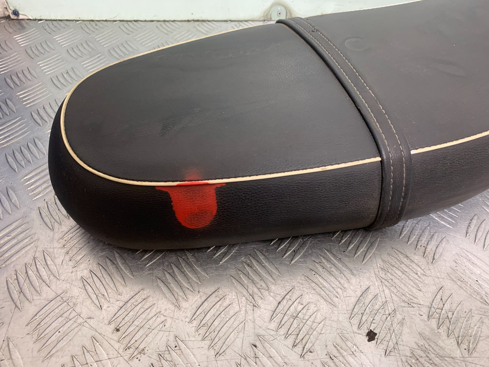 BSA 650 GOLD STAR SEAT YEAR 2022-2025 (CMB1262)