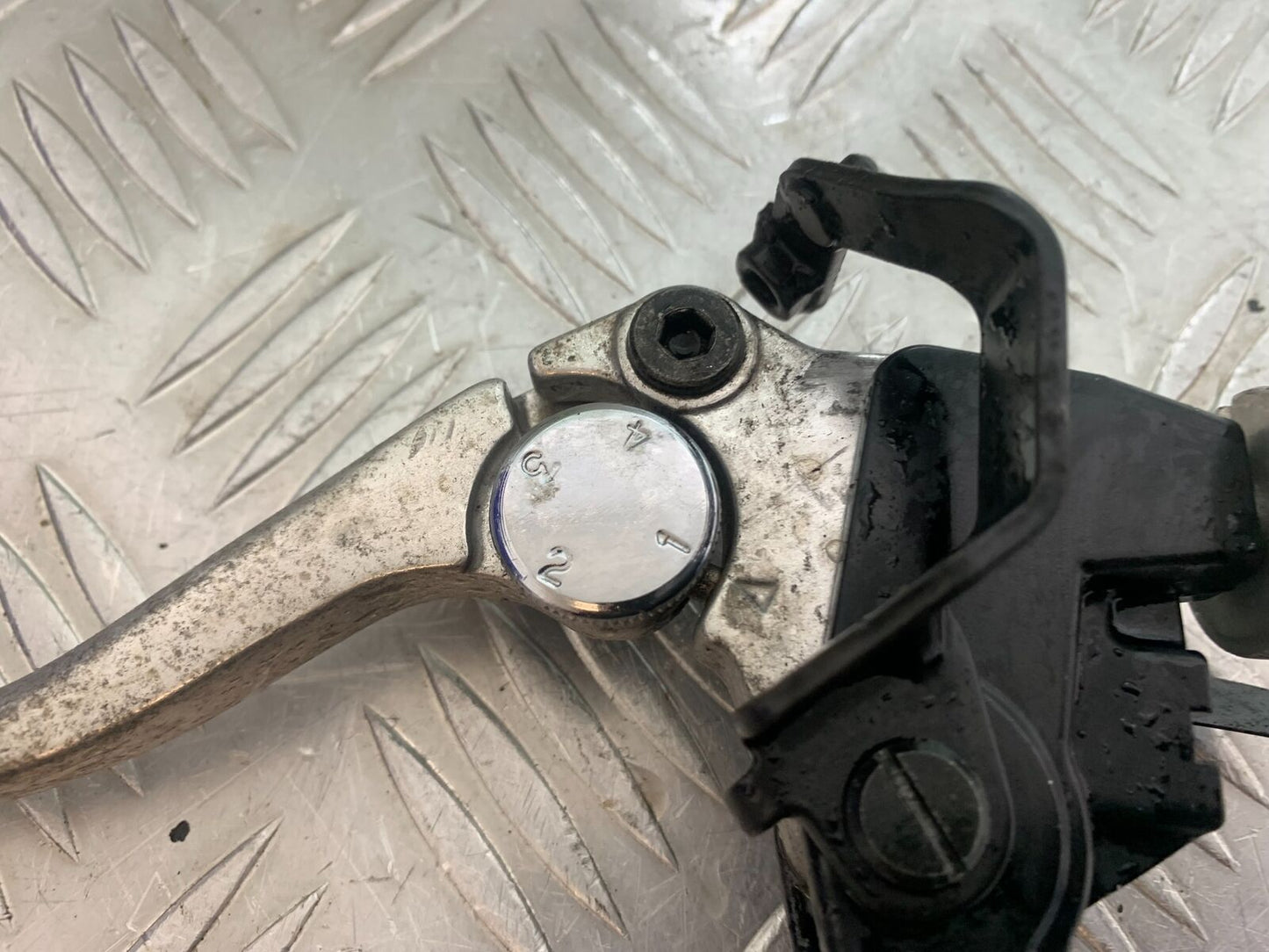 TRIUMPH TIGER 800 CLUTCH LEVER  YEAR 2011-2014 (CMB1113)