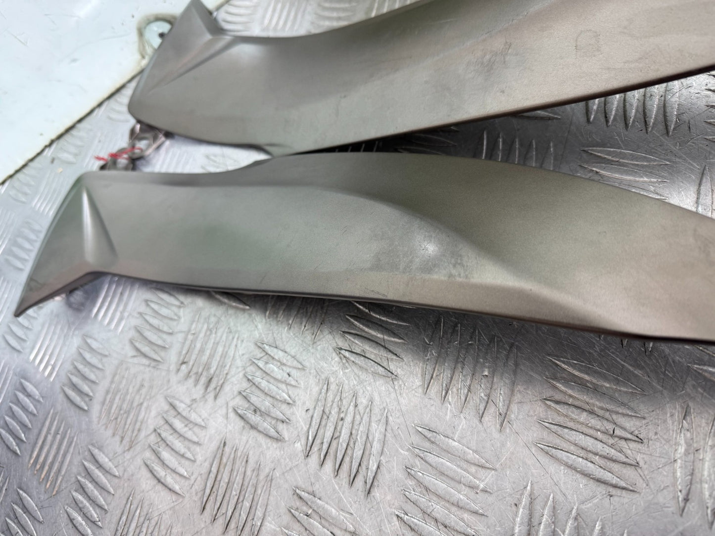 SUZUKI GSXR1000 GSXR 1000 LEFT AND RIGHT FRAME COVERS 2009-2016