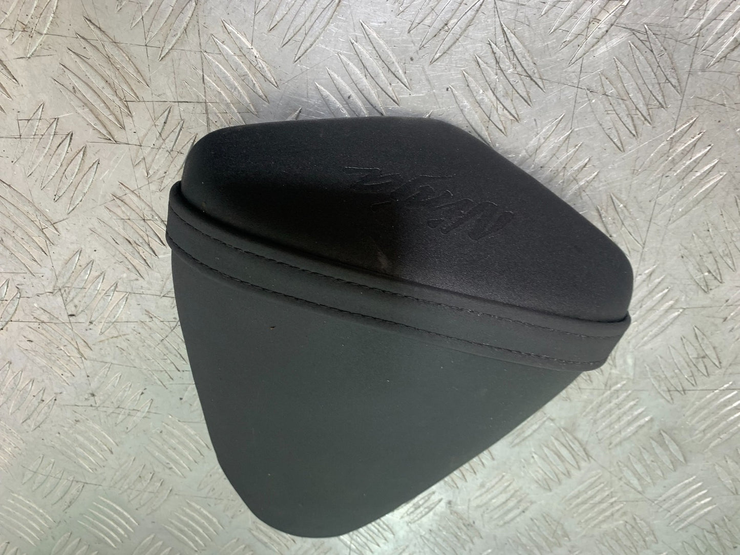KAWASAKI ZX10R ZX10 R REAR SEAT  2008-2010 (CMB1206)