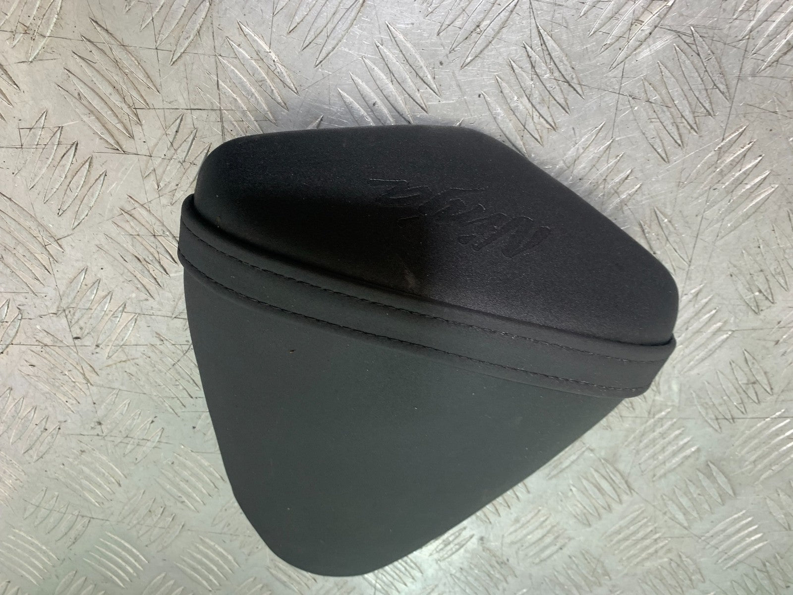 KAWASAKI ZX10R ZX10 R REAR SEAT  2008-2010 (CMB1206)