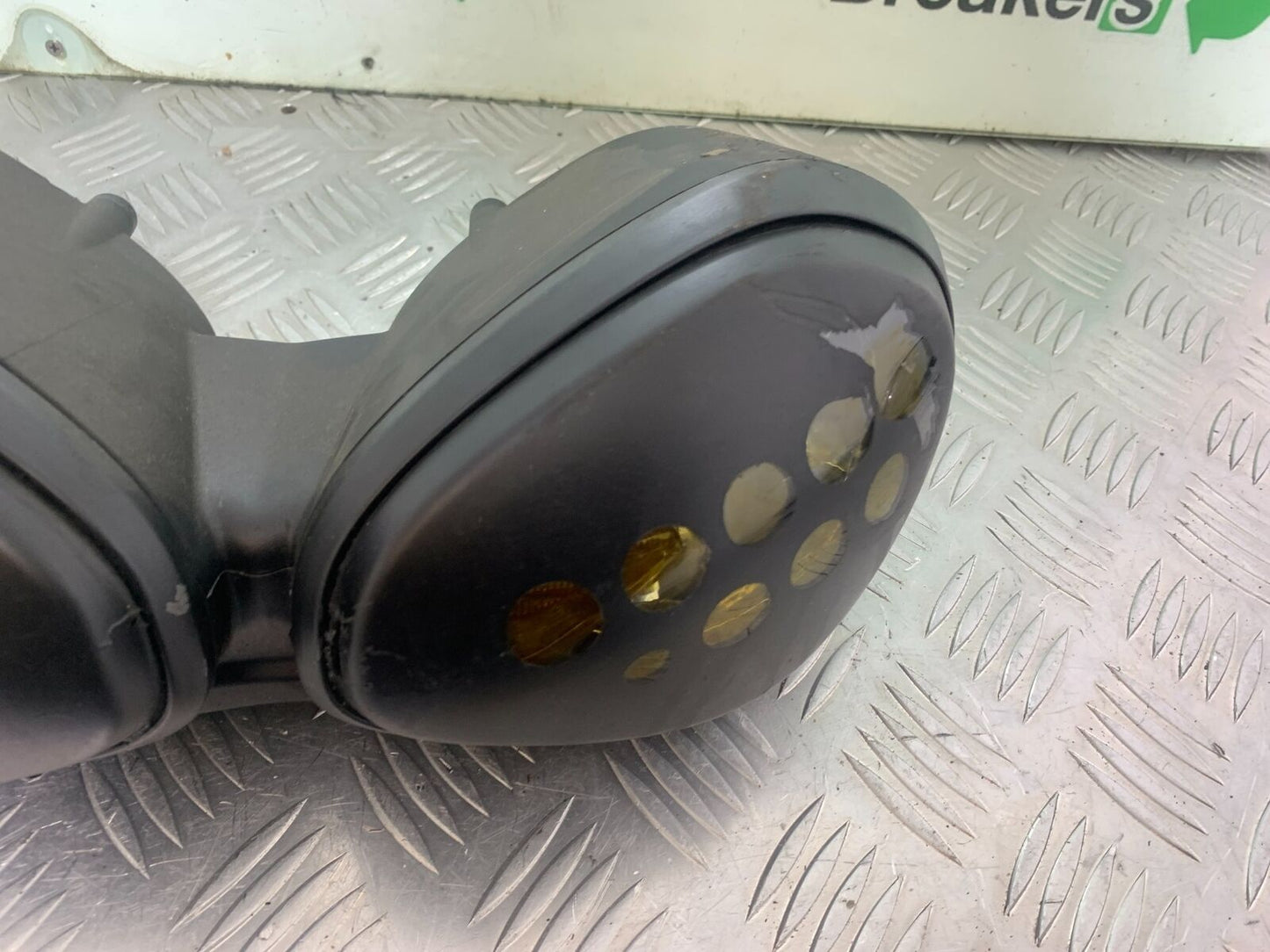 TRIUMPH 1050 SPEED TRIPLE HEADLIGHT  YEAR 2018-2020 (CMB1029)