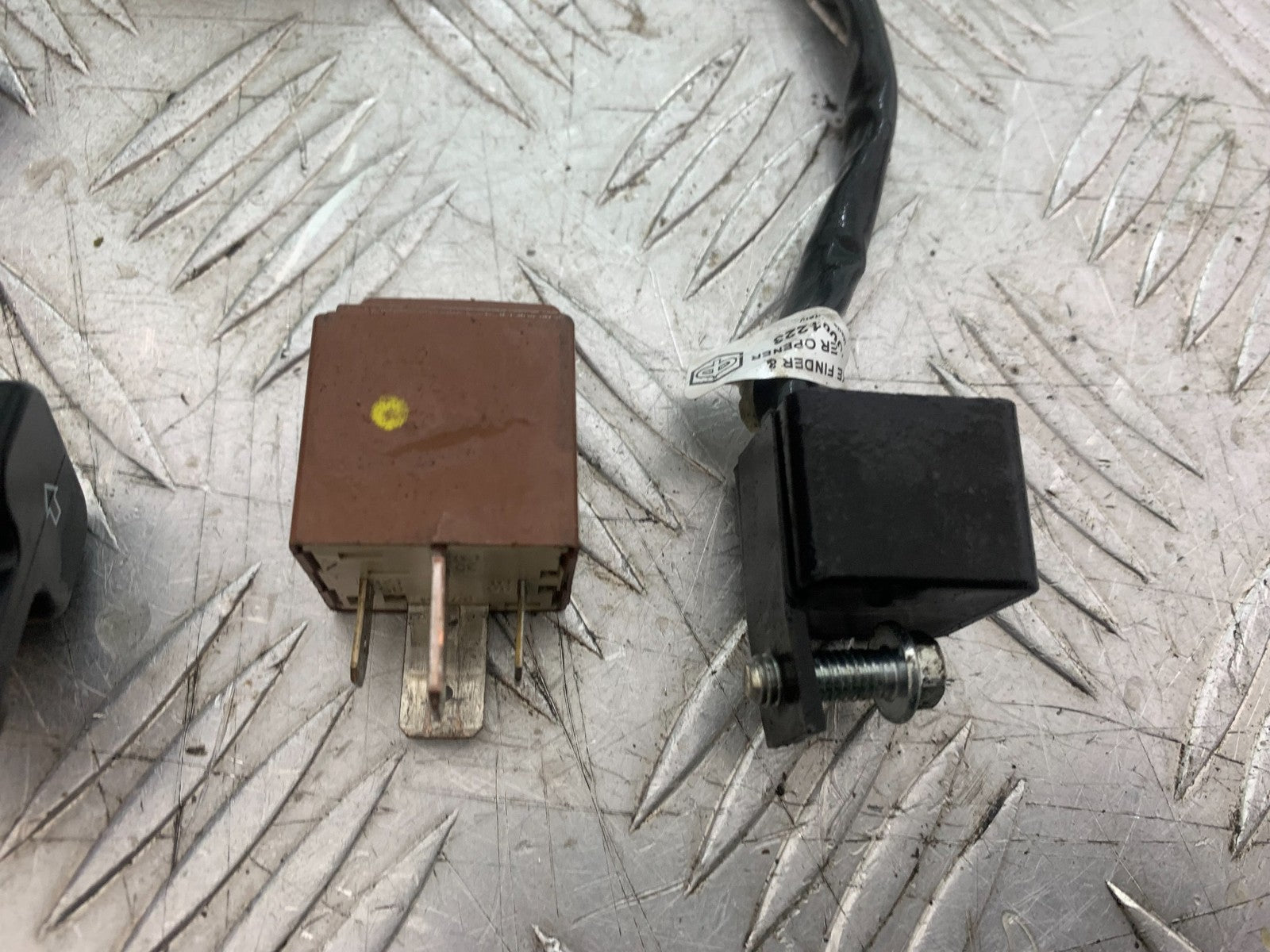 PIAGGIO VESPA GTS 125 RELAYS YEAR 2009-2014  (CMB1261)