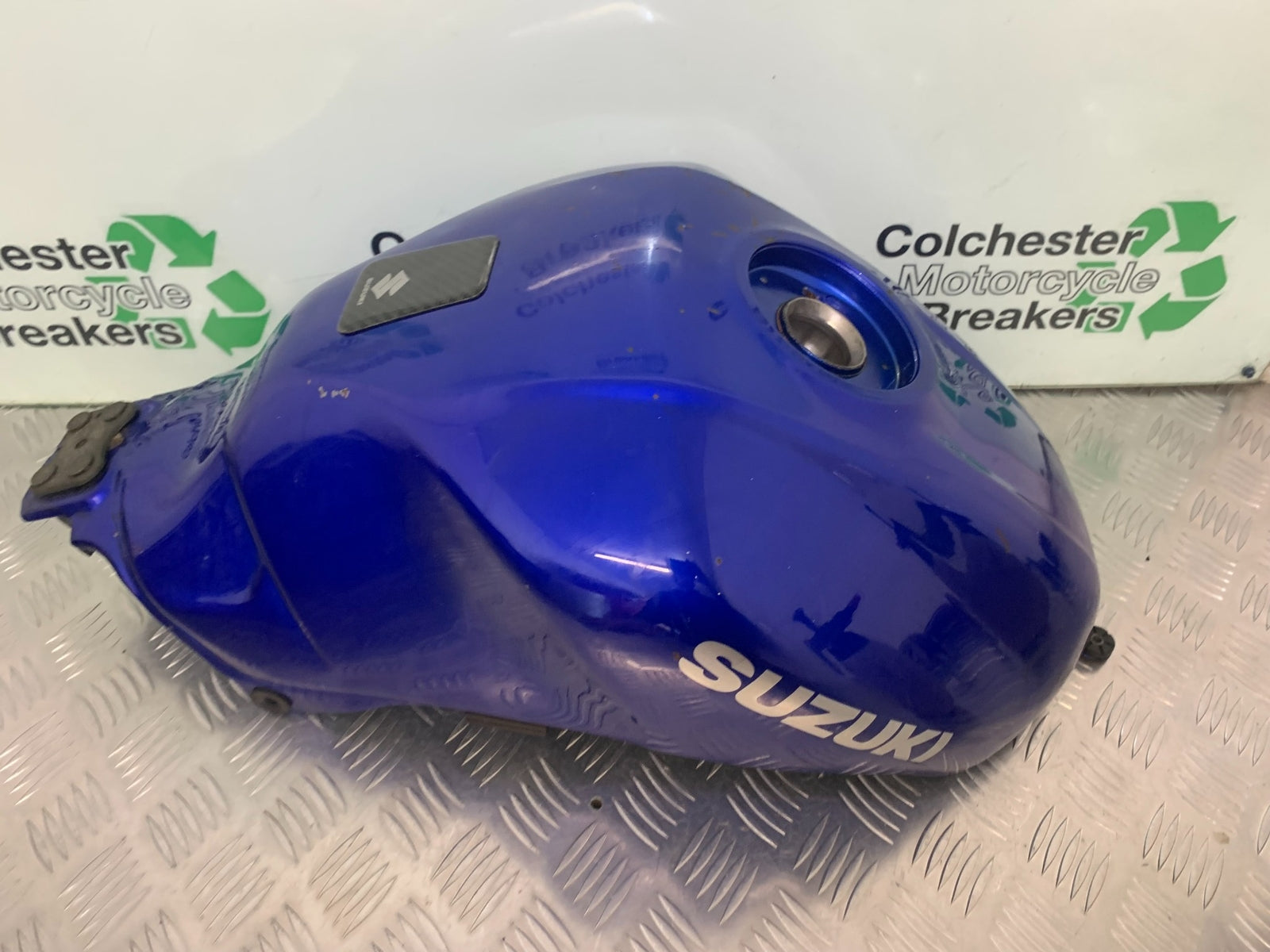 SUZUKI SV1000 SV 1000 K4 PETROL TANK YEAR 2004 (STOCK 990)