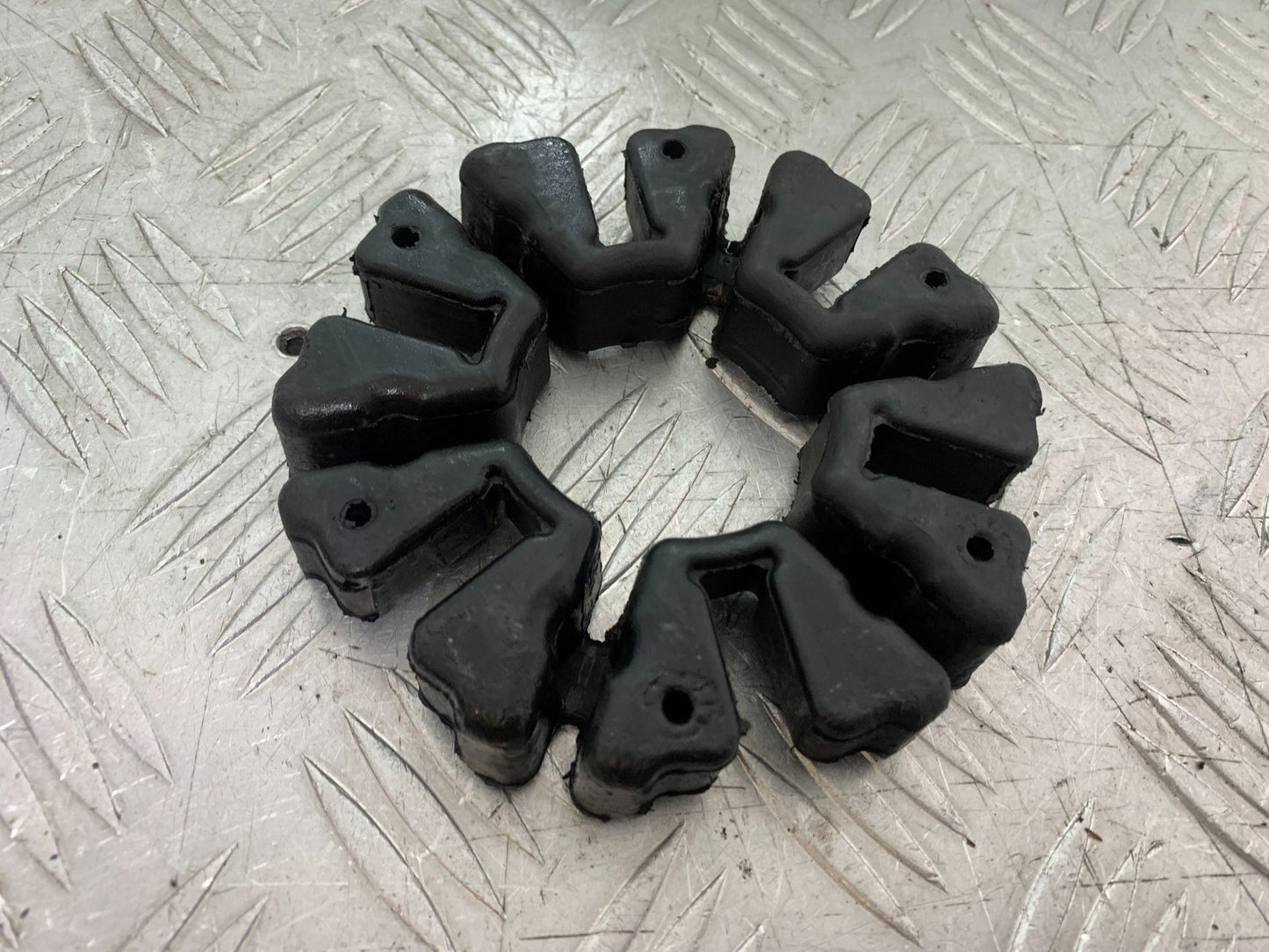KTM RC125 RC 125 CUSH DRIVE RUBBERS YEAR 2017-2022 (CMB 1244)