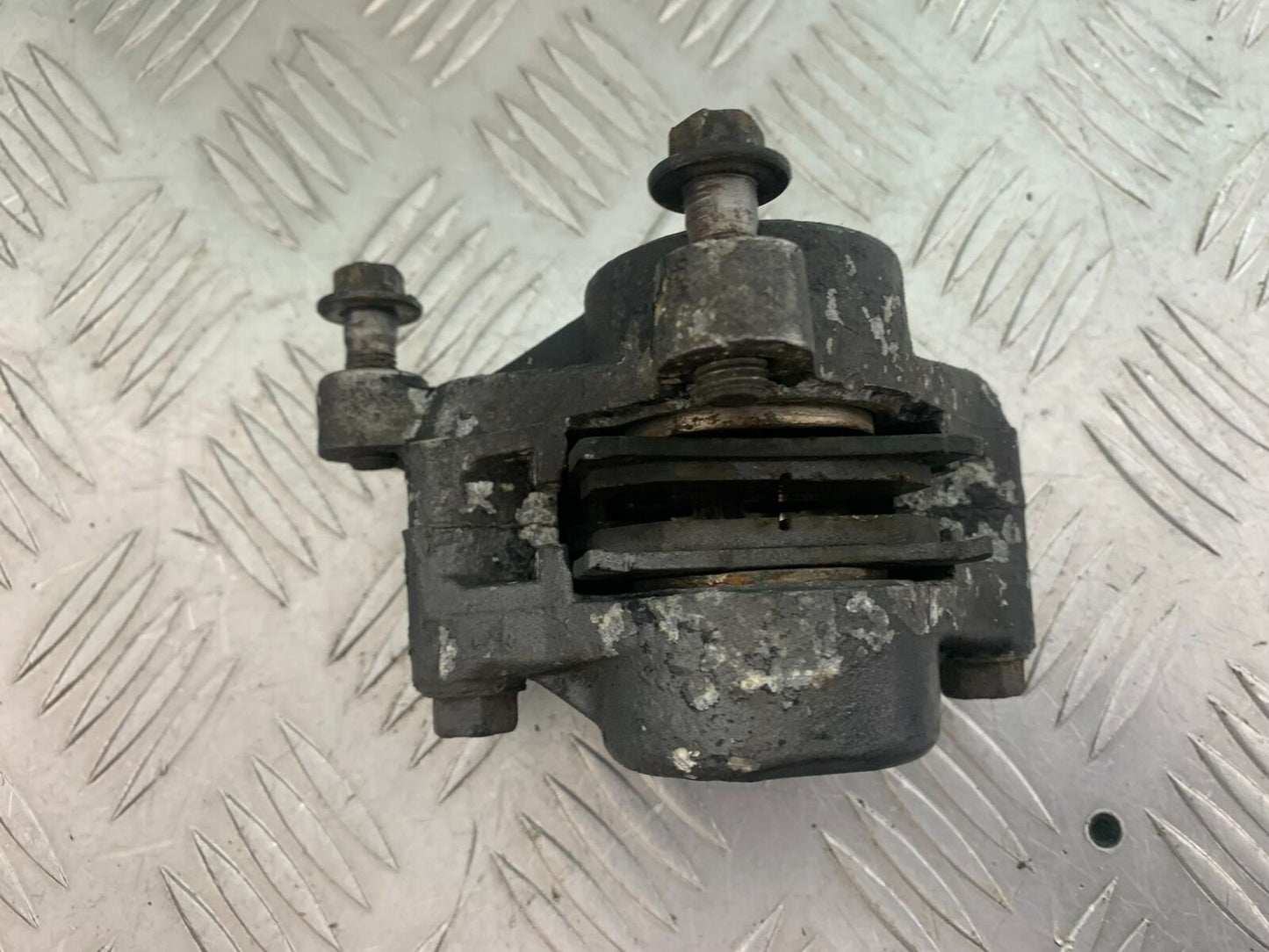 YAMAHA XVS 1100 DRAGSTAR REAR CALIPER  2000-2007 (CMB1108)