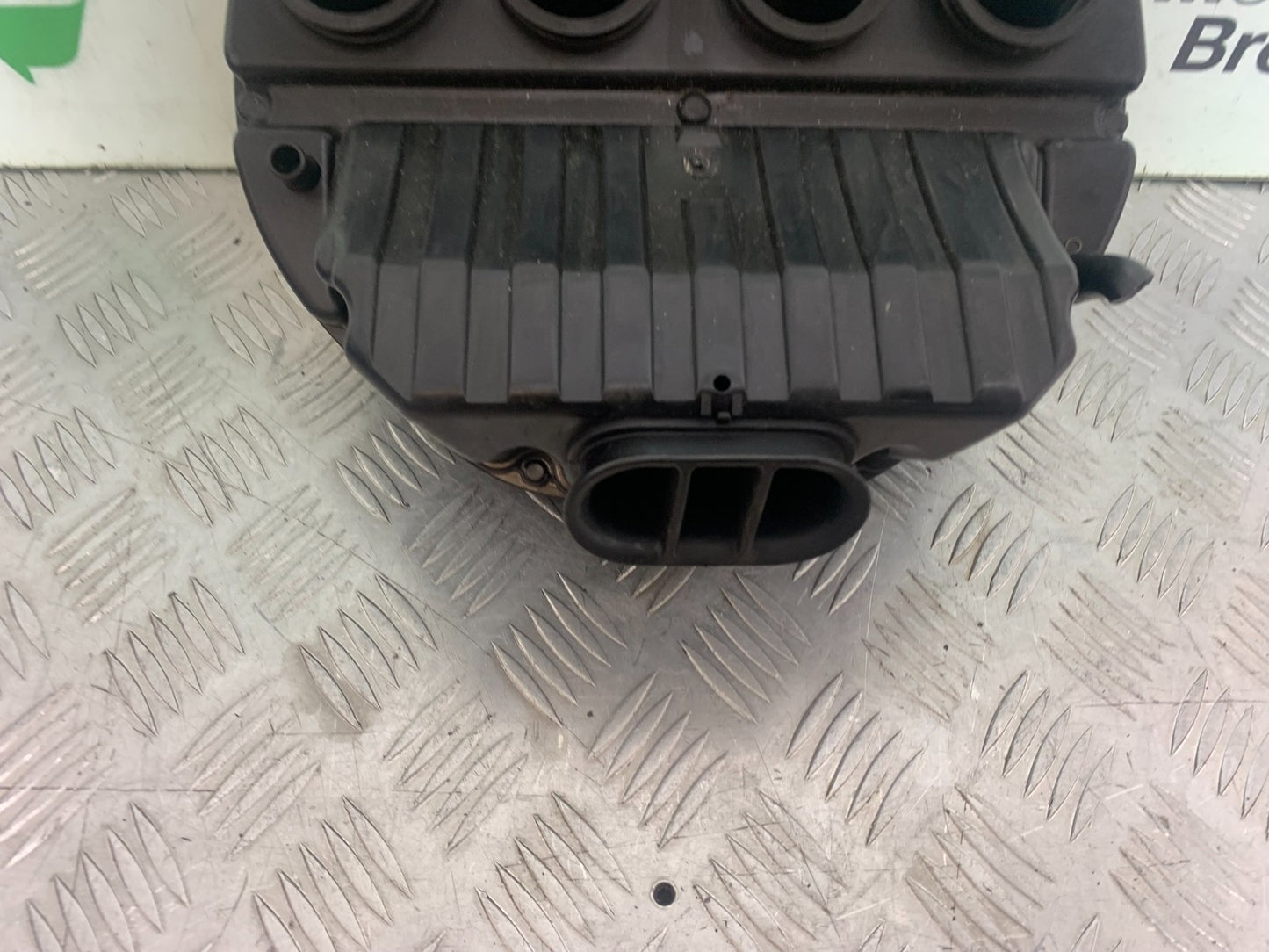 SUZUKI GSR600 GSR 600 AIRBOX   2006-2010 (CMB1177)