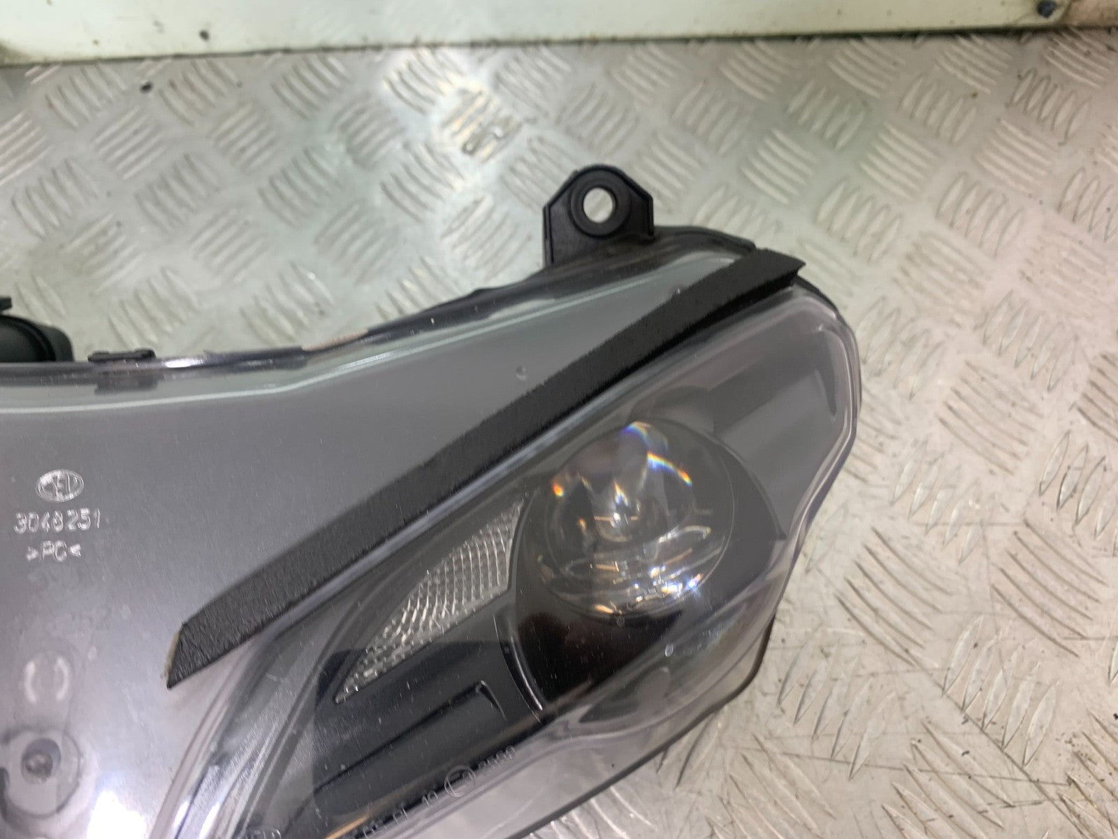 DUCATI 848 HEADLIGHT   YEAR 2008-2010 (CMB1323)