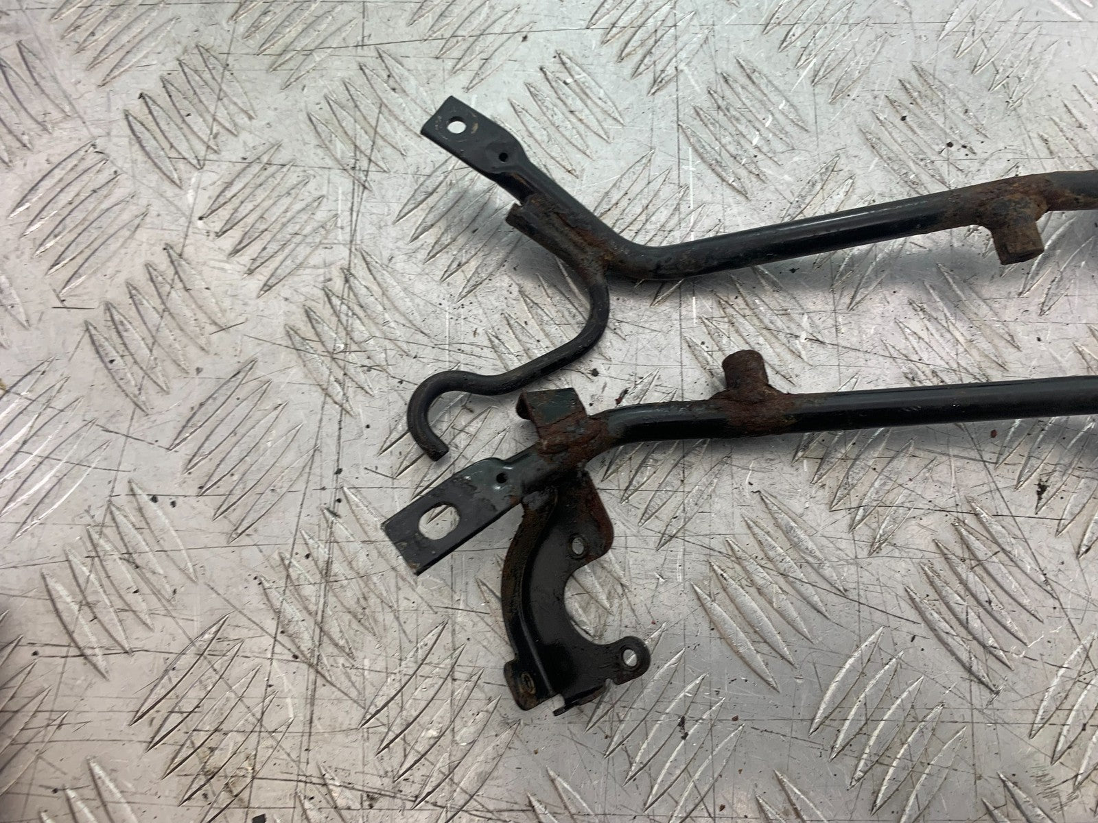 YAMAHA YZF1000 THUNDERACE FRAME BRACKETS  YEAR 1997-2000 (CMB1204)