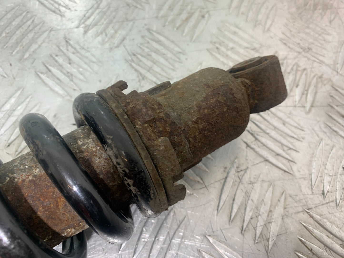 ROYAL ENFIELD HIMALAYAN 411 REAR SHOCK  YEAR 2018-2023 (CMB1322)