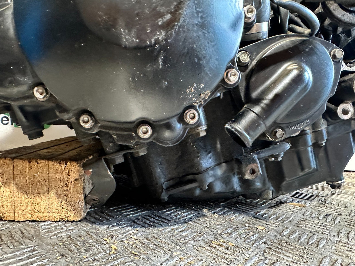 TRIUMPH SPEED TRIPLE R 1050 ENGINE 2007 - 2009 (CMB1183)