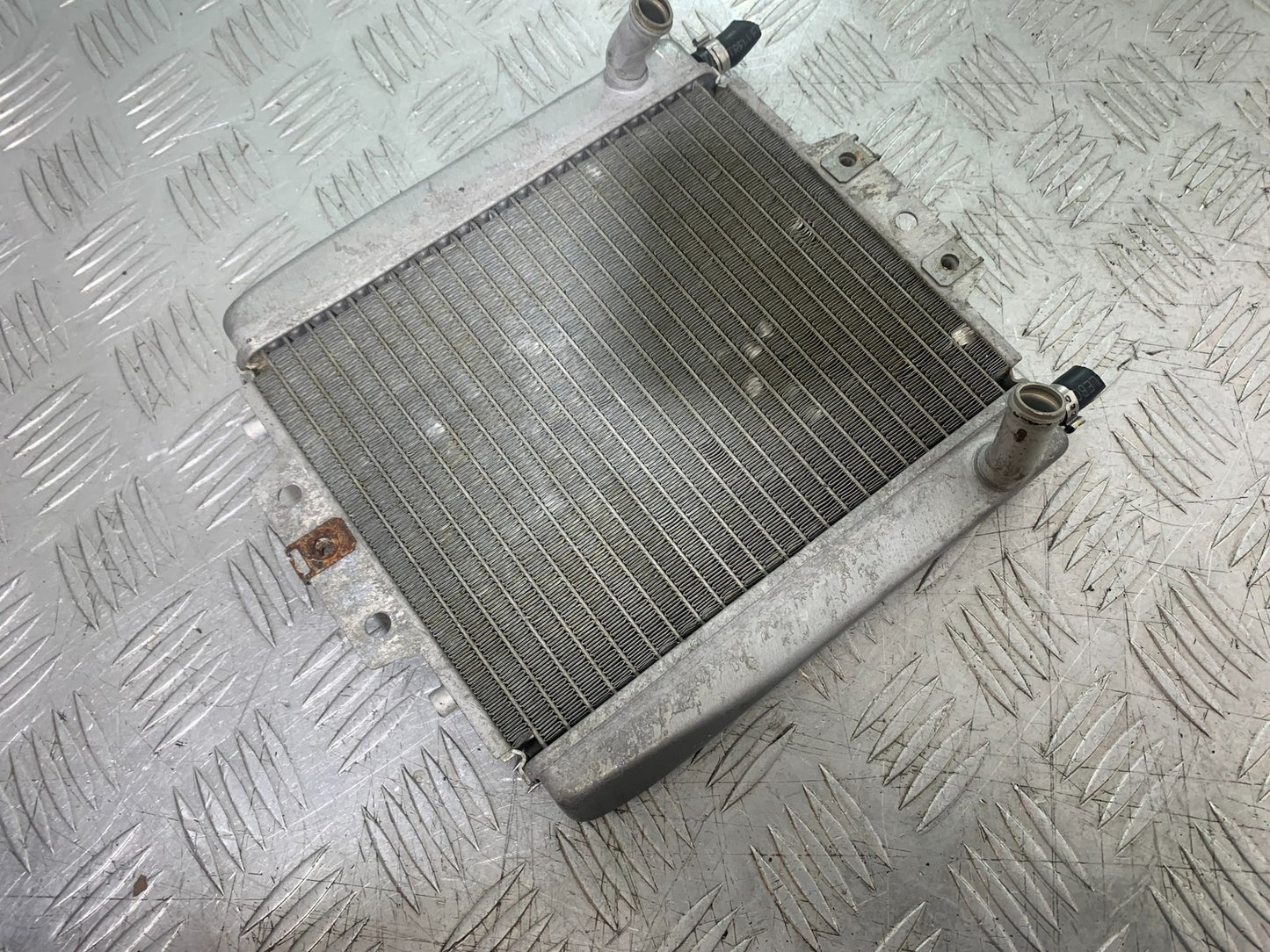 PIAGGIO MP3 250 ie RADIATOR  YEAR 2007 (CMB1307)