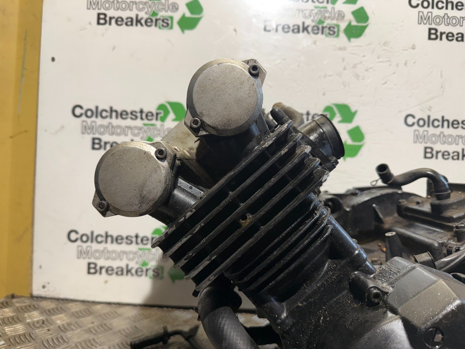YAMAHA FZS600 FAZER 600 ENGINE YEAR 1998-2001 (CMB1267)
