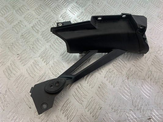 HONDA CBR1000 rr FIREBLADE RIGHT REAR INDICATOR MOUNT  2008-2011 (CMB1253)