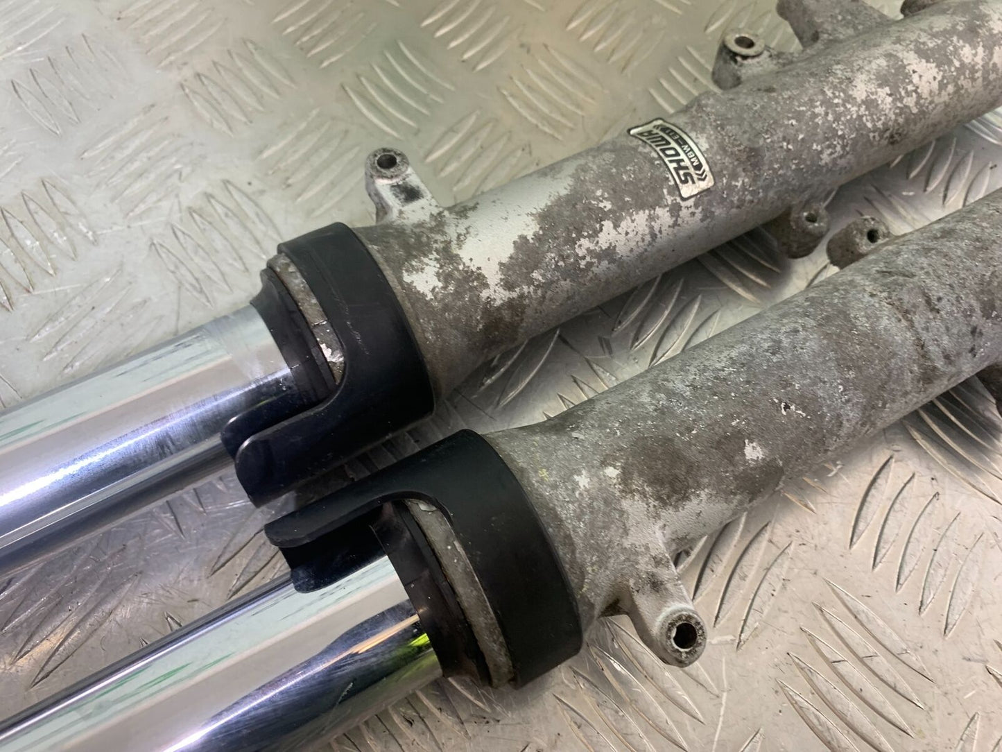 HONDA CBR600 CBR 600 F FORKS  YEAR 2000-2003(CMB1091)