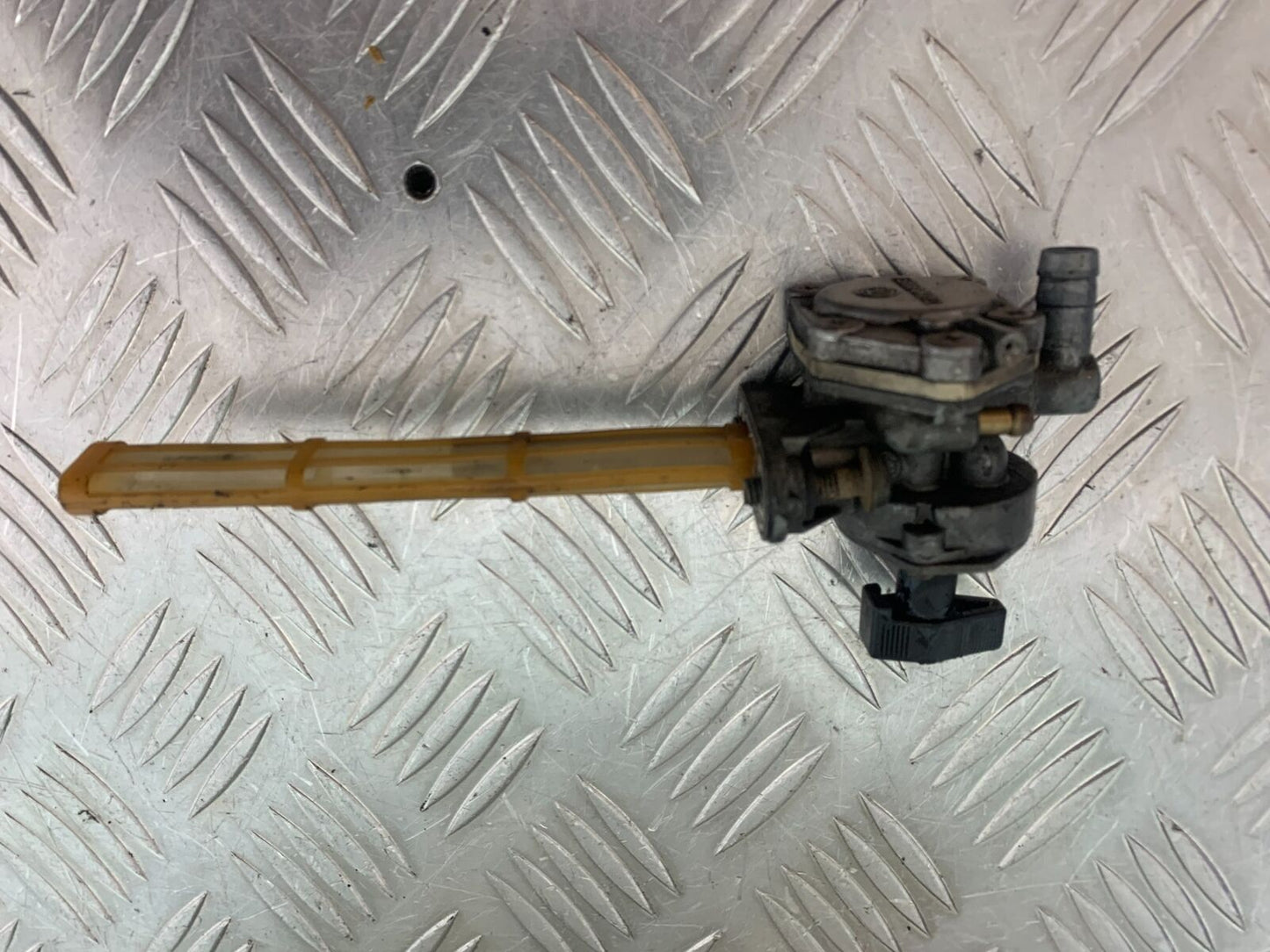 YAMAHA XJR1300 XJR 1300 PETROL TAP YEAR 1999-2003 (CMB1055)
