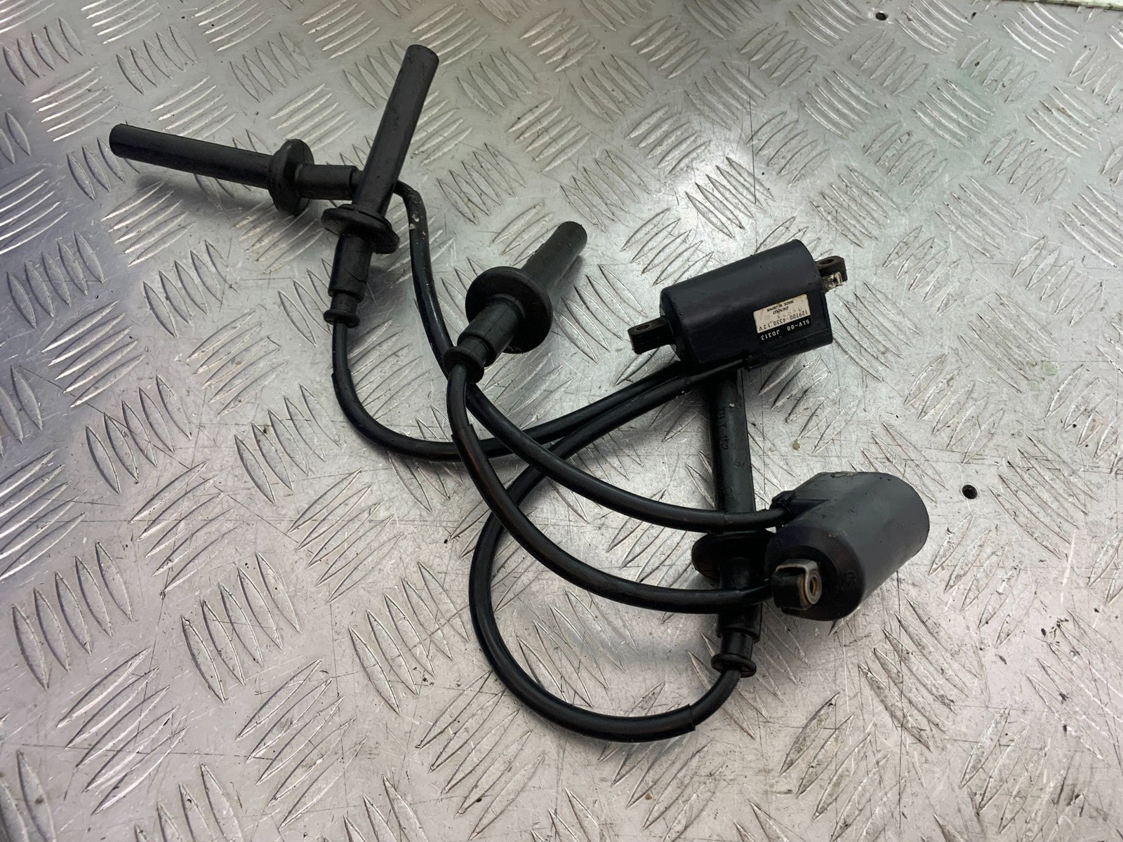 YAMAHA FZS1000 FAZER COILS AND CAPS  YEAR 2001-05 (CMB1275)