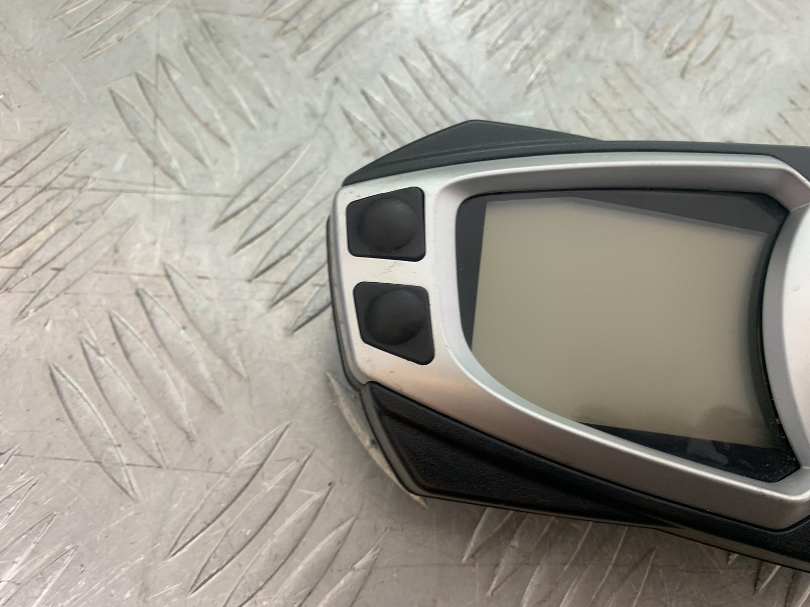 TRIUMPH 675 STREET TRIPLE CLOCKS SPEEDO DASH   2013-2016(CMB1186)