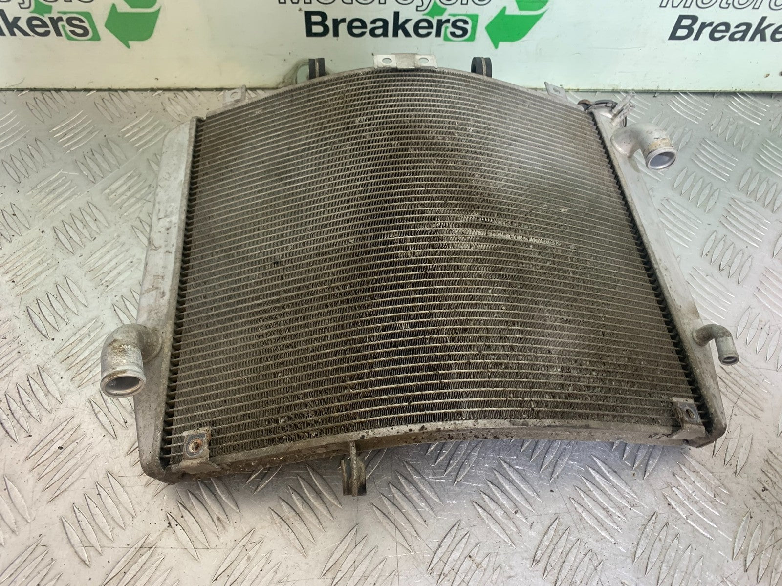 KAWASAKI GTR1400 GTR 1400 RADIATOR   YEAR 2007-2009 (CMB1174)
