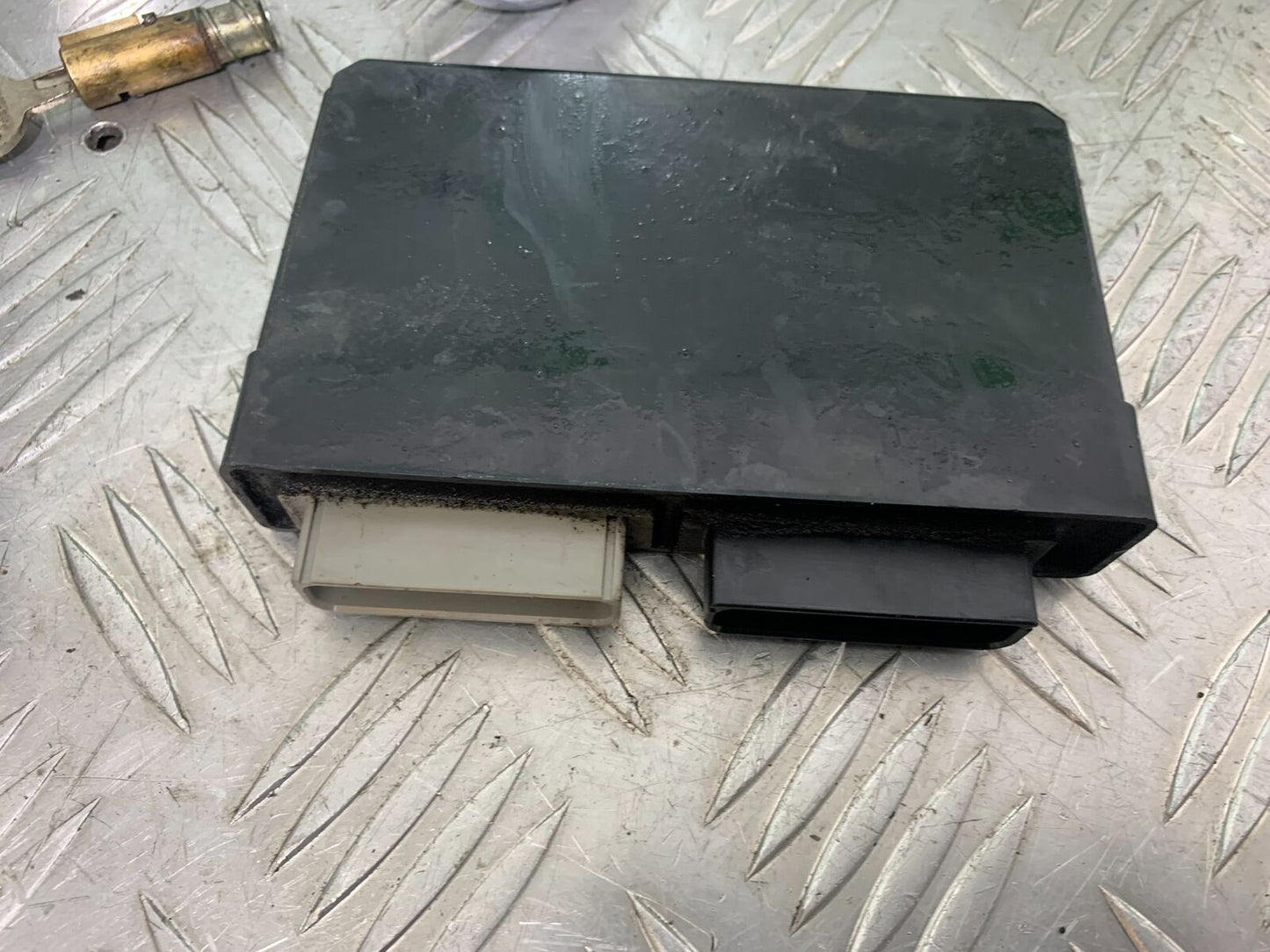 TRIUMPH THUNDERBIRD 1600 ECU LOCKS KEY  YEAR 2011 (CMB1107)