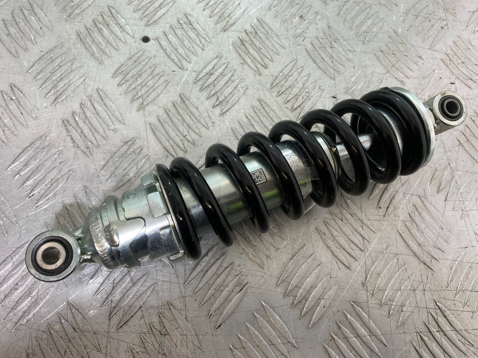 TRIUMPH TRIDENT 660 REAR SHOCK YEAR 2021-2024 (CMB1295)