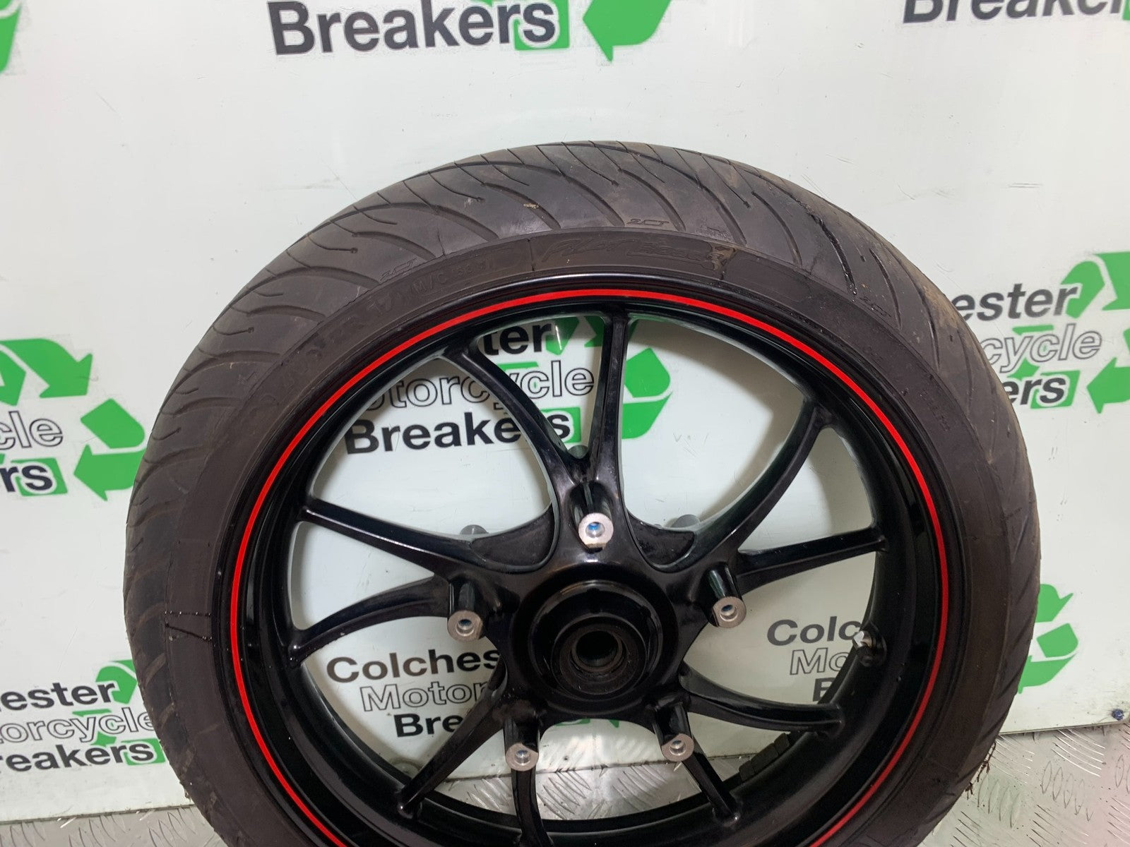 TRIUMPH SPEED TRIPLE R 1050 FRONT WHEEL   2009 (CMB1183)