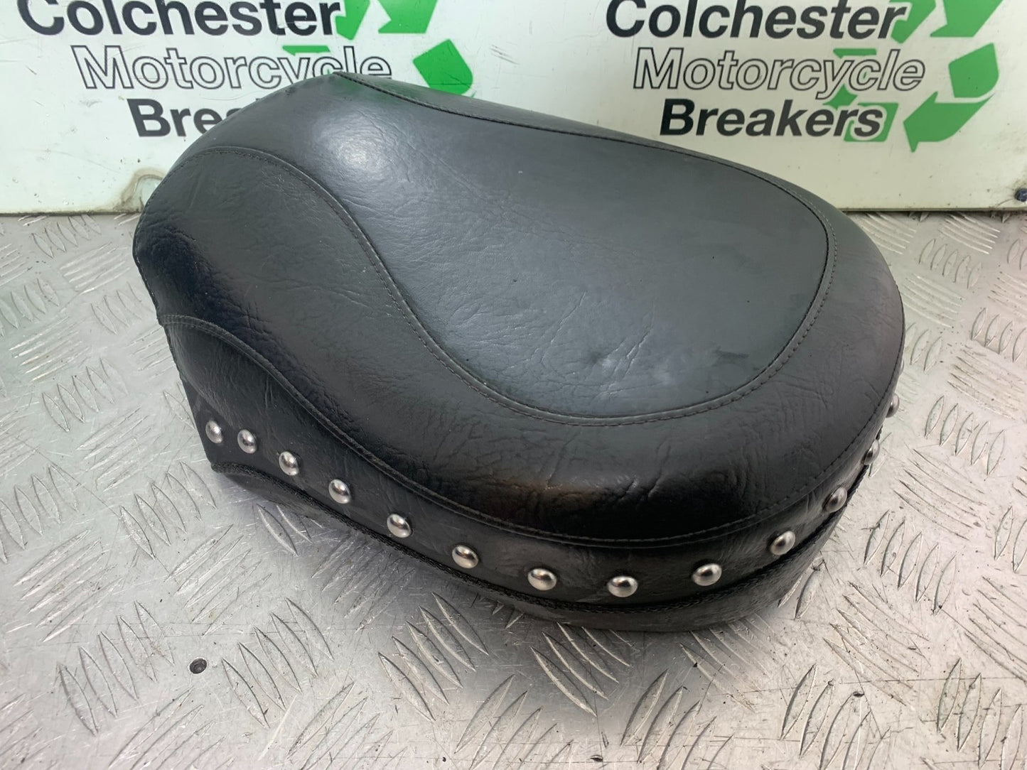 HONDA VT750 SHADOW REAR SEAT  YEAR 2003-2004 (CMB1265)