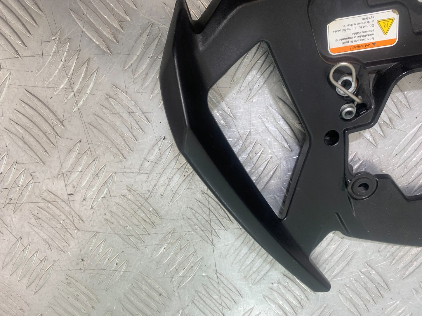 APRILIA SL750 SL 750 SHIVER GRAB RAIL YEAR 2008-2016 (CMB1242)