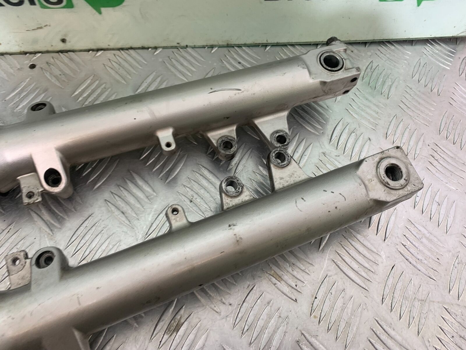 SUZUKI GSF600 GSF 600 BANDIT FORKS  YEAR 2001-2003 (CMB1102)