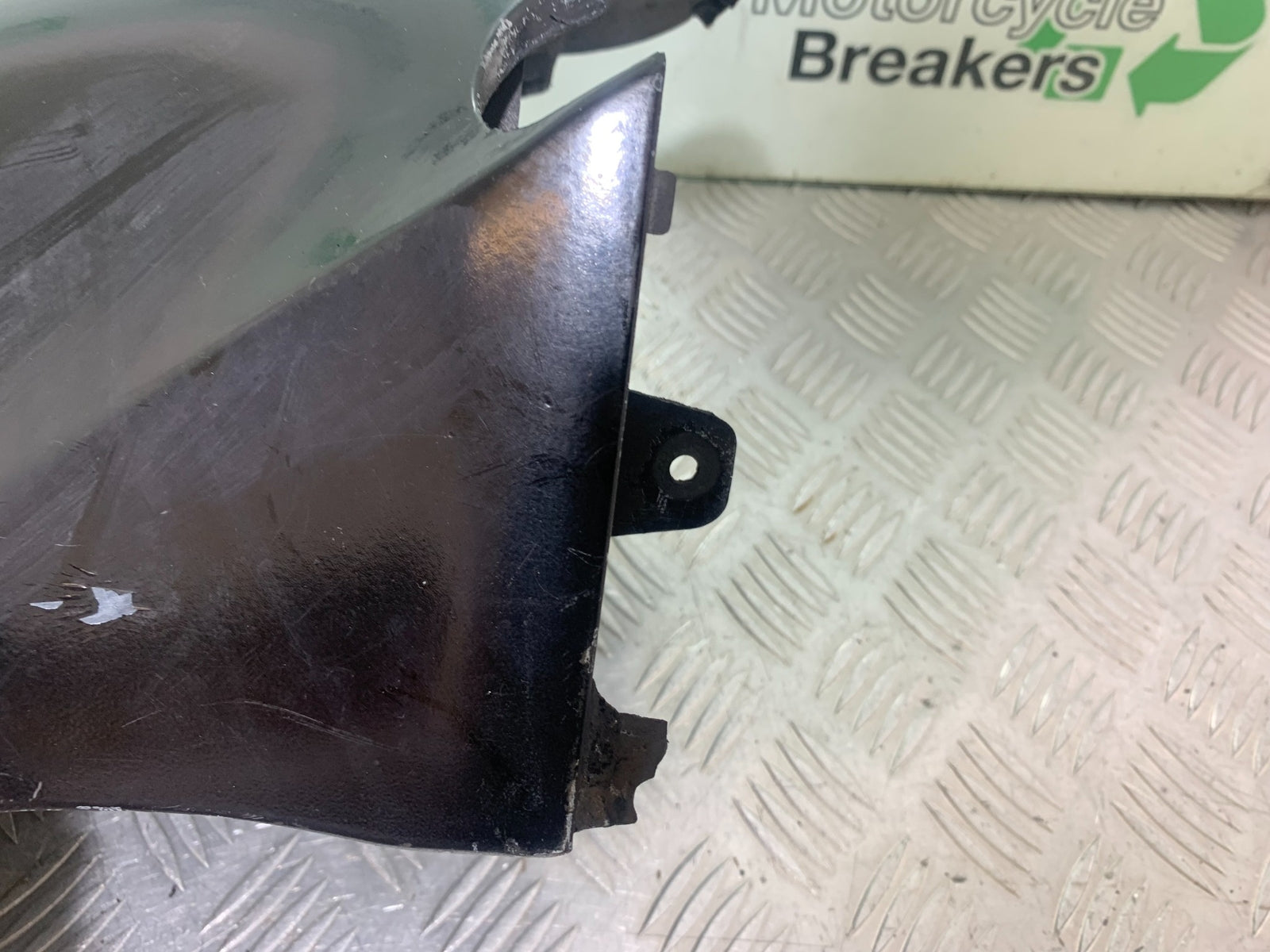 KAWASAKI ZZR1100 D FRONT MUDGUARD  YEAR 1993-2001 (CMB1164)
