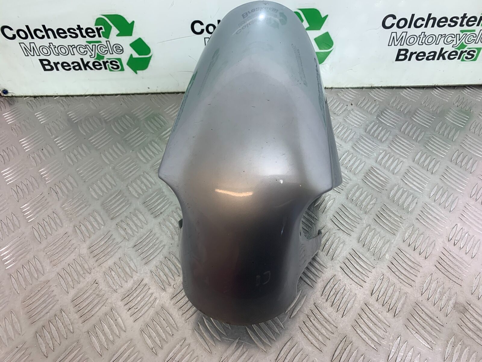 APRILIA FUTURA RST 1000 FRONT MUDGUARD   YEAR 2001-2005 (CMB1033)