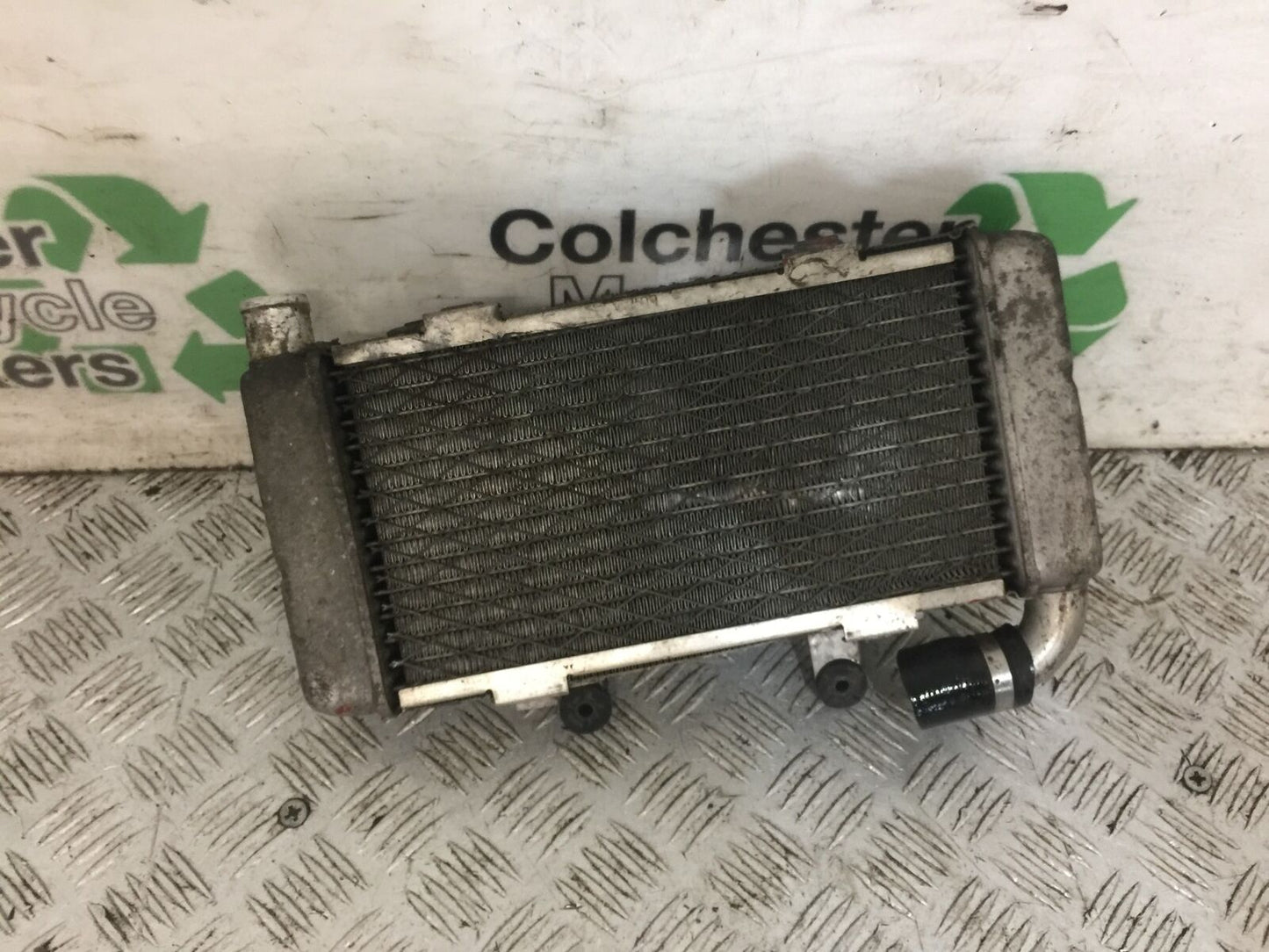 HONDA VTR1000 VTR 1000 FIRESTORM RADIATOR YEAR 2002 (STOCK 794)