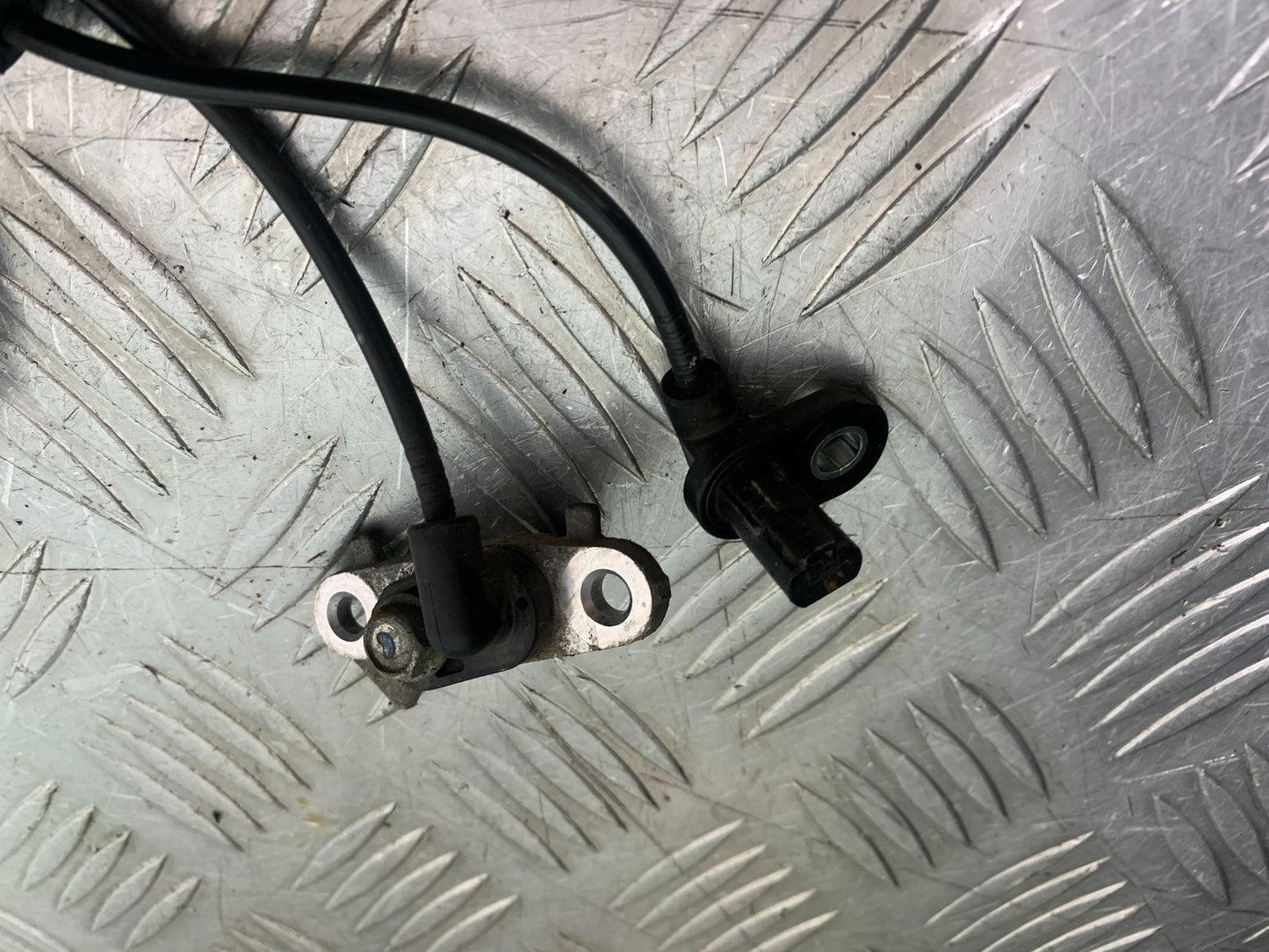 YAMAHA XMAX 300 FRONT AND REAR ABS SENSORS  YEAR 2017-2020 (CMB1218)