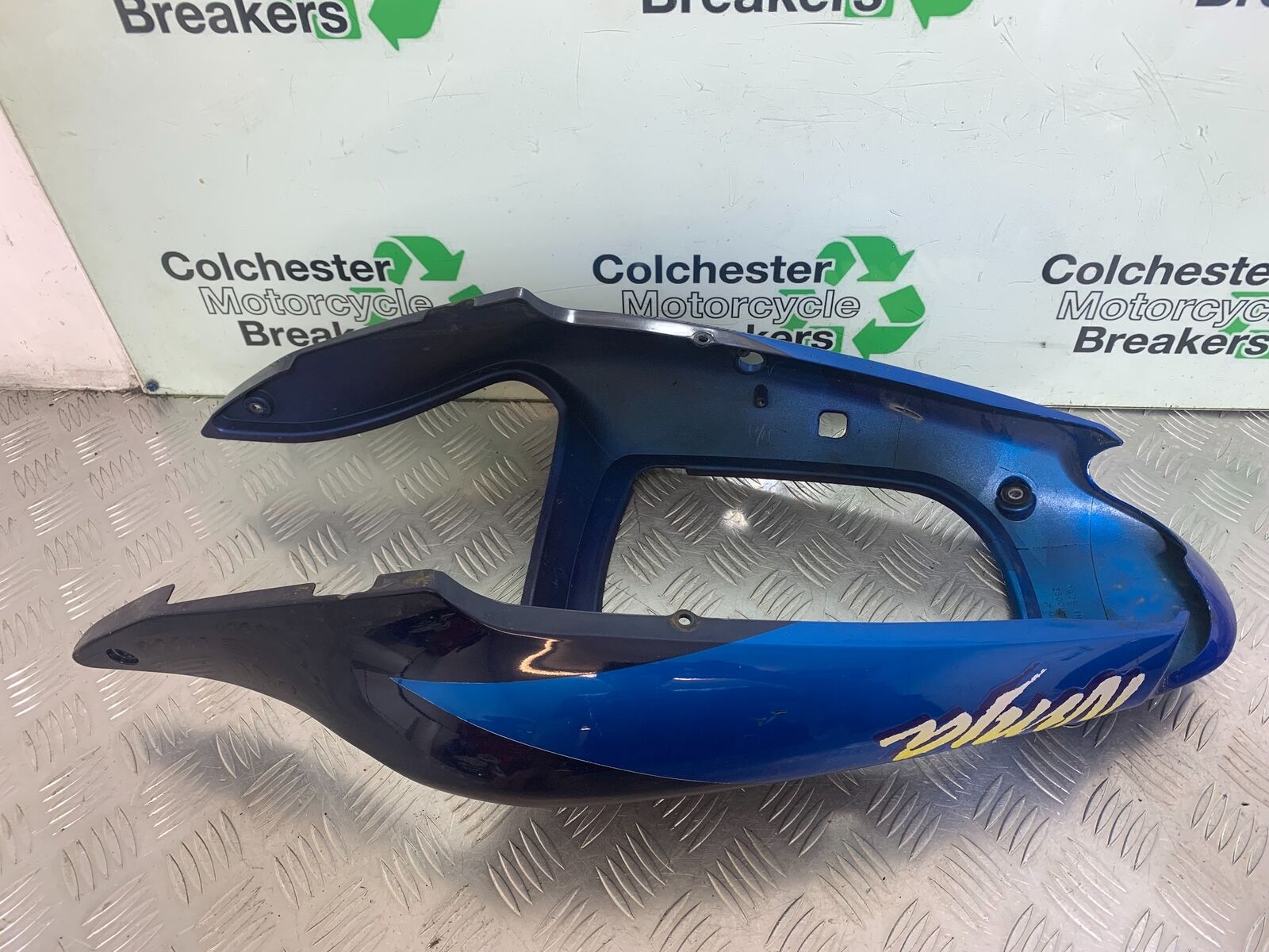 KAWASAKI ZX6R ZX6 J TAIL PIECE SEAT UNIT   YEAR 2000 (CMB1129)