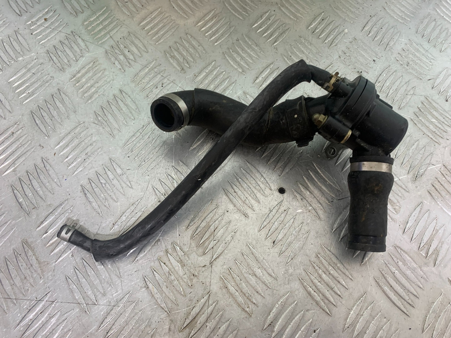 YAMAHA YZF R1 THERMOSTAT   YEAR 2004-2006 (CMB1155)