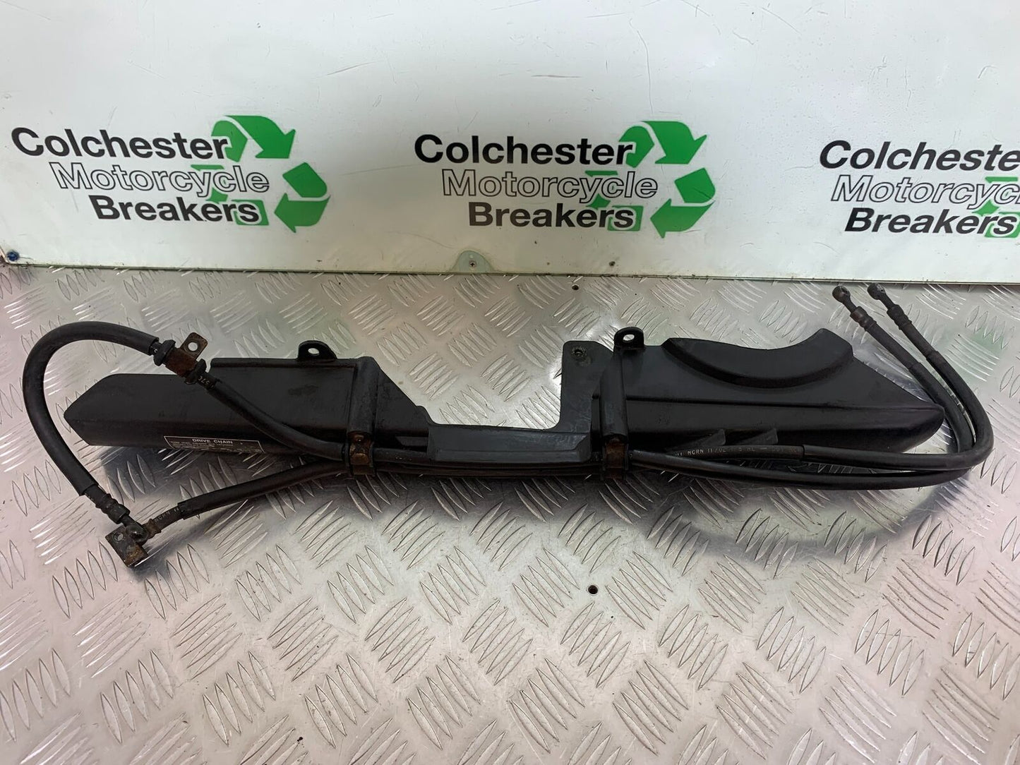 HONDA VFR800 VFR 800 V-TEC CHAIN GUARD  YEAR 2002 -09 (CMB1012)
