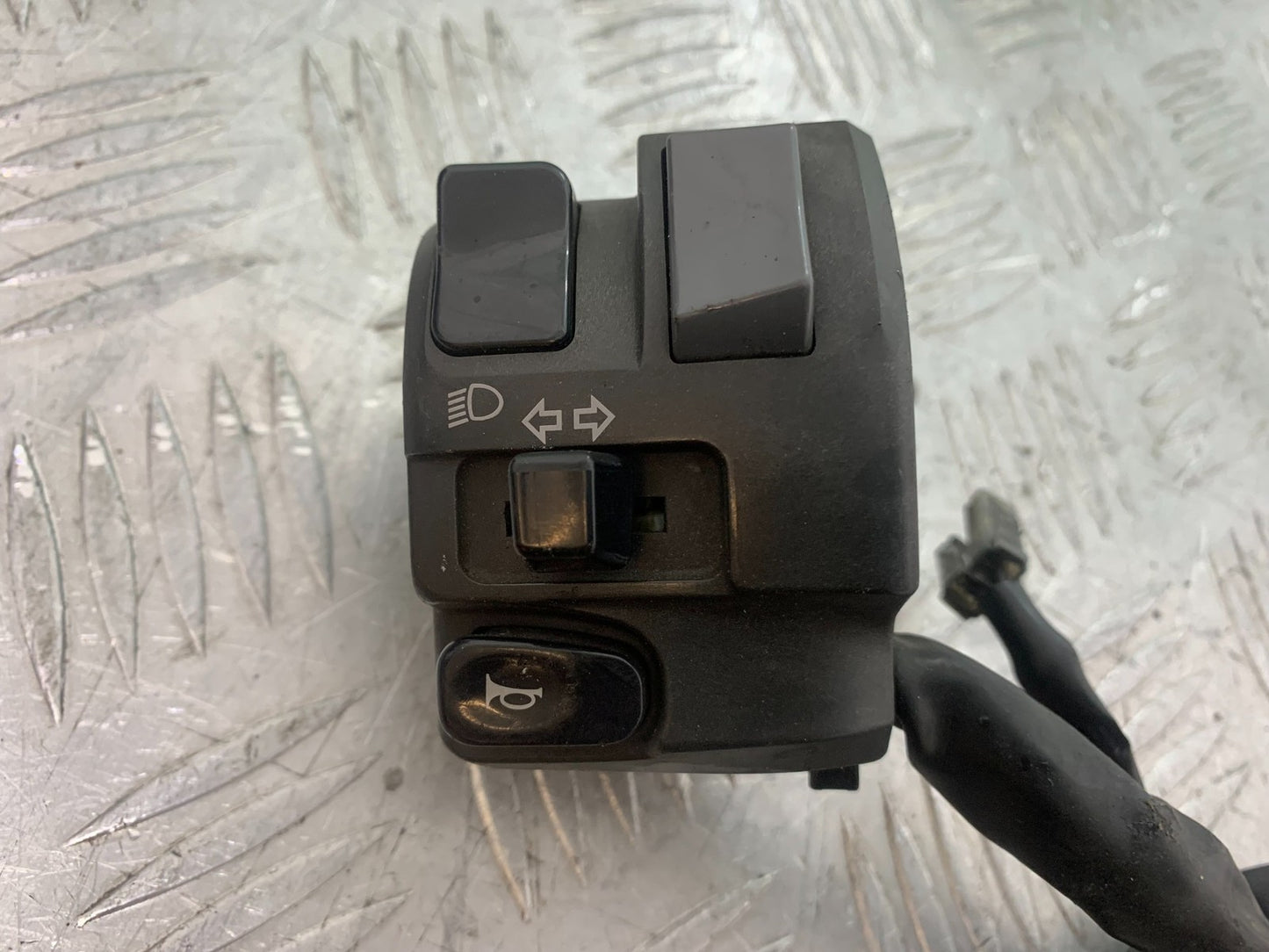 KAWASAKI GTR1400 GTR 1400 LEFT SWITCH GEAR  YEAR 2007-2009 (CMB1306)