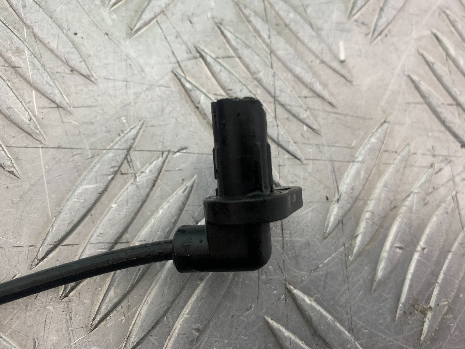 YAMAHA YZF R7 FRONT ABS SENSOR YEAR 2022-2025 (CMB1255)