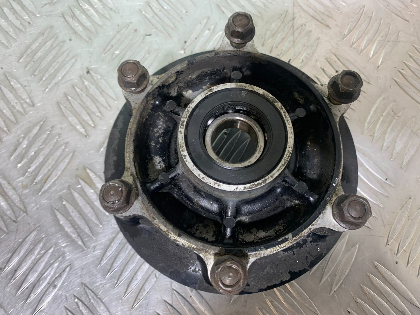 KAWASAKI Z750 ZR750 ZR-7S SPROCKET CARRIER  YEAR 1999-05 (CMB1135)