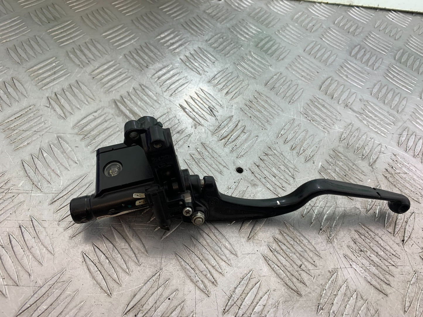 KTM 125 DUKE FRONT BRAKE MASTER CYLINDER  YEAR 2018-2023 (CMB1185)