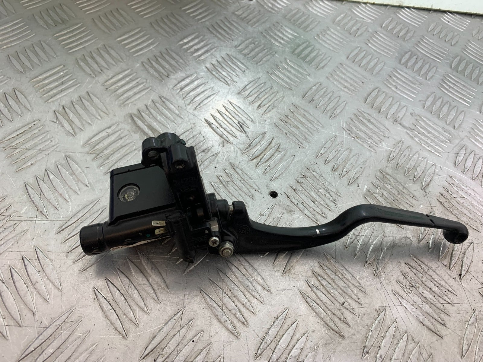 KTM 125 DUKE FRONT BRAKE MASTER CYLINDER  YEAR 2018-2023 (CMB1185)