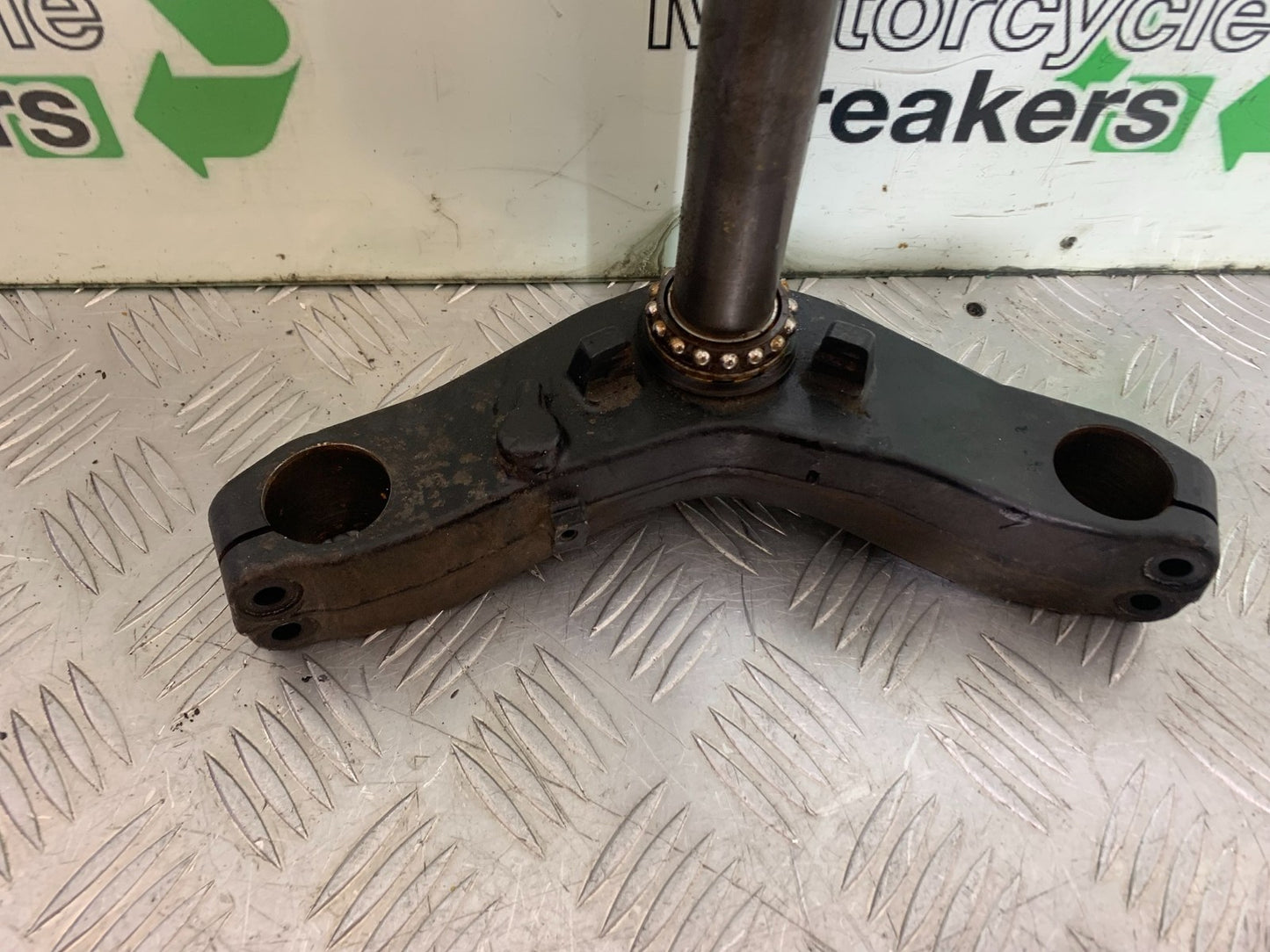 YAMAHA XMAX 250 XMAX 250 BOTTOM YOKE YEAR 2006-09 (CMB1201)