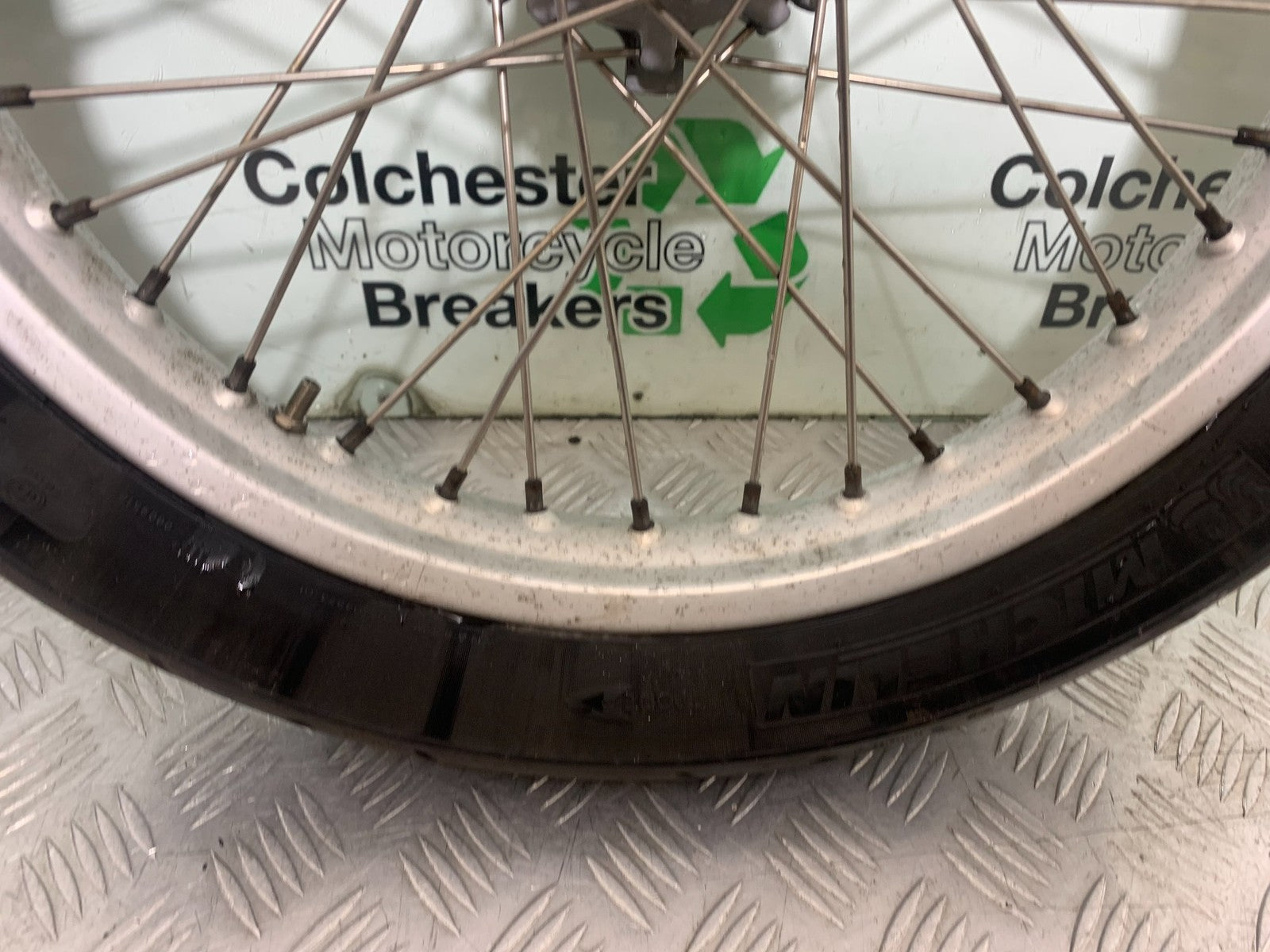 APRILIA 650 PAGASO STRADA FRONT WHEEL  YEAR 2005-2010 (CMB1260)