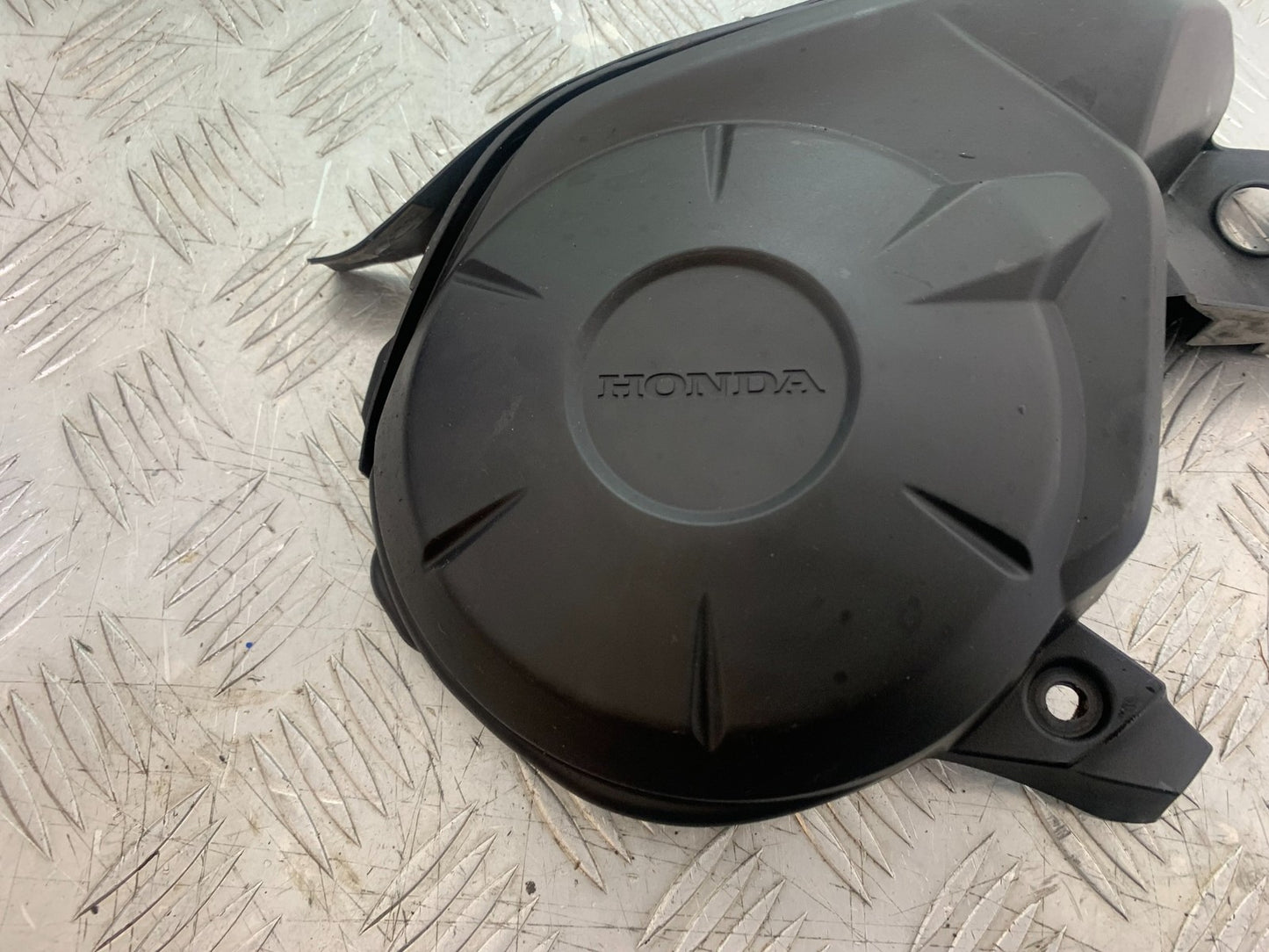 HONDA CBR1000 rr FIREBLADE GENERATOR COVER  YEAR 2012-2016 (CMB1198)