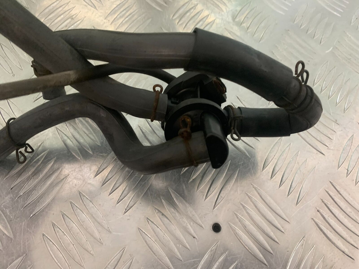 HONDA XL650 V TRANSALP AIR VALVE YEAR 2001-2006 (STOCK 975)