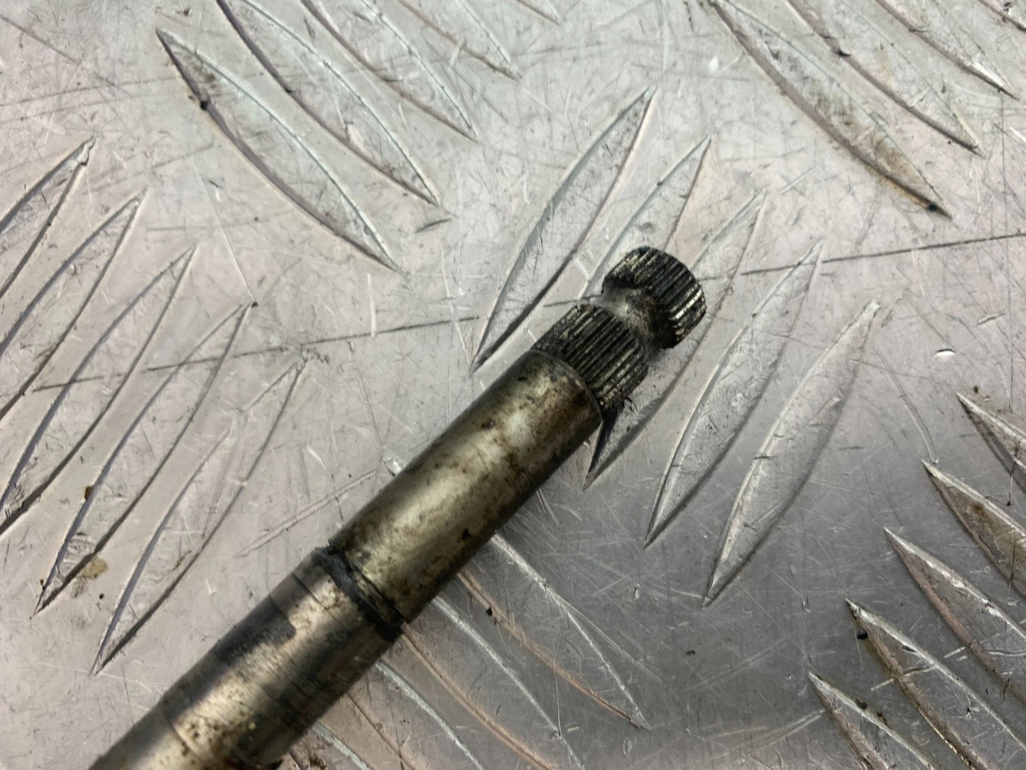 TRIUMPH 675 STREET TRIPLE GEAR SHAFT  2013-2016 (CMB1186)
