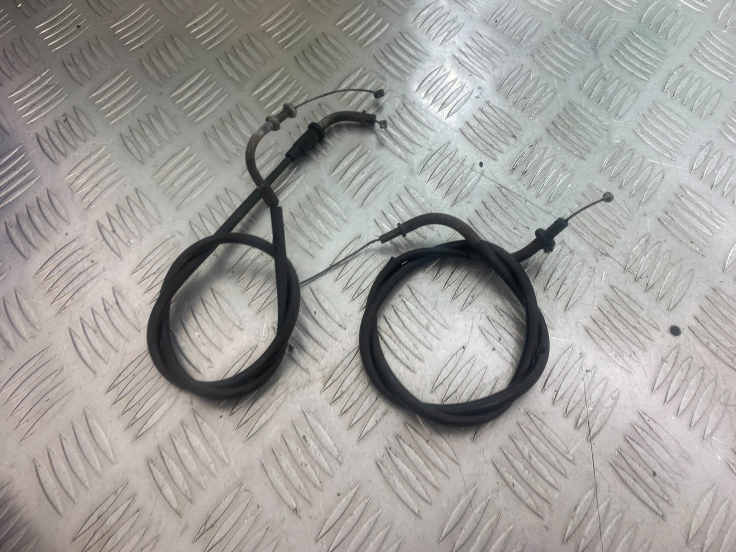 YAMAHA XV535 XV 535 VIRAGO THROTTLE CABLES YEAR 1994-02 (CMB1139)