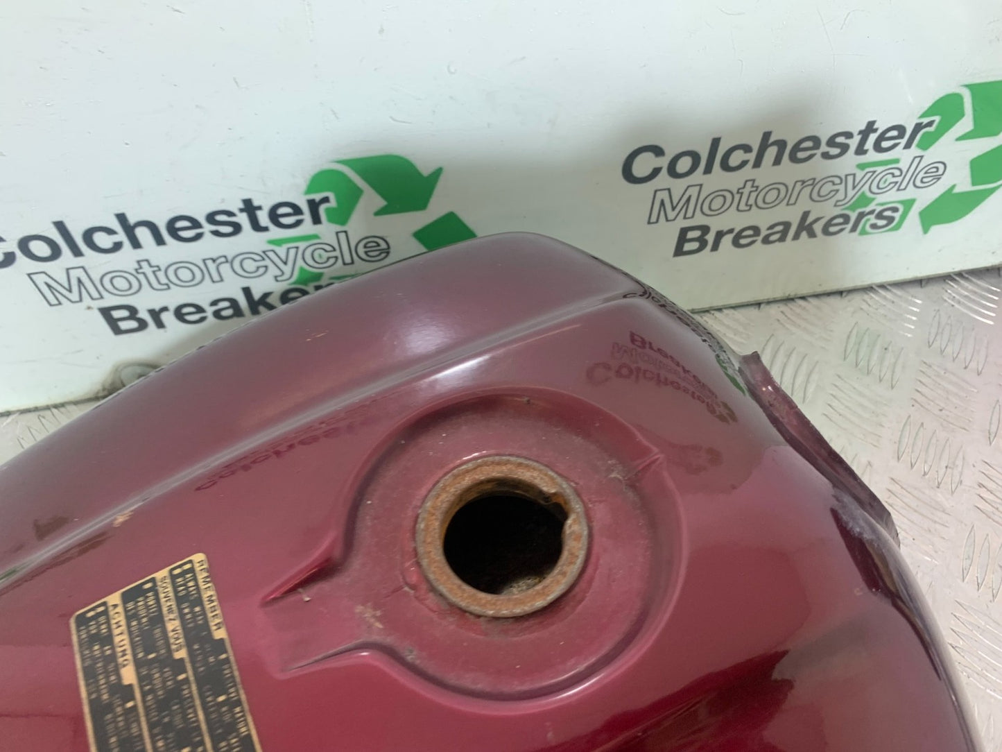 HONDA GL500 GL 500 SILVERWING PETROL TANK    YEAR 1981-82 (CMB1168)